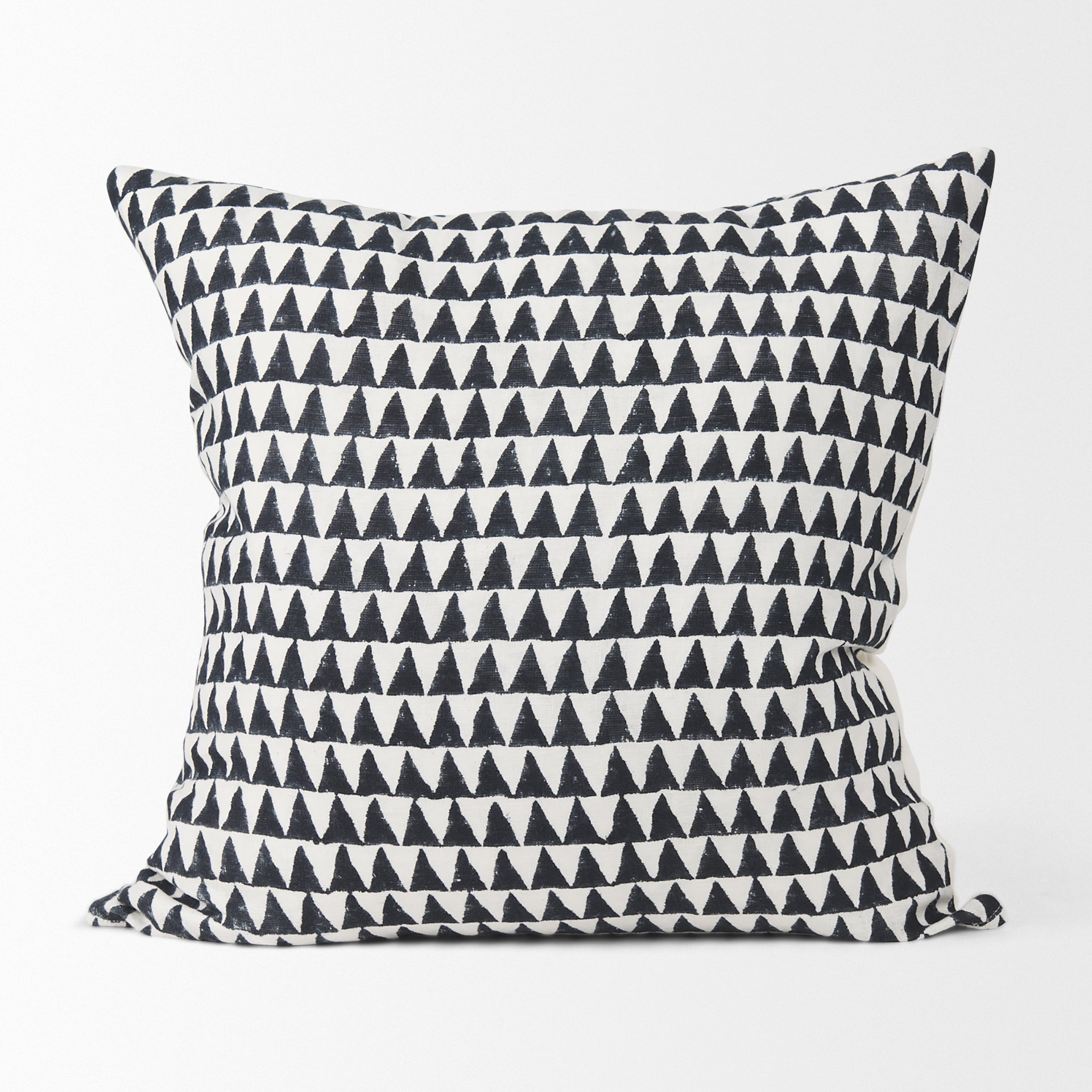 Jolie 22x22 Cream w/ Black Print Linen Square Pillow Cover w/Filler, Set of 2