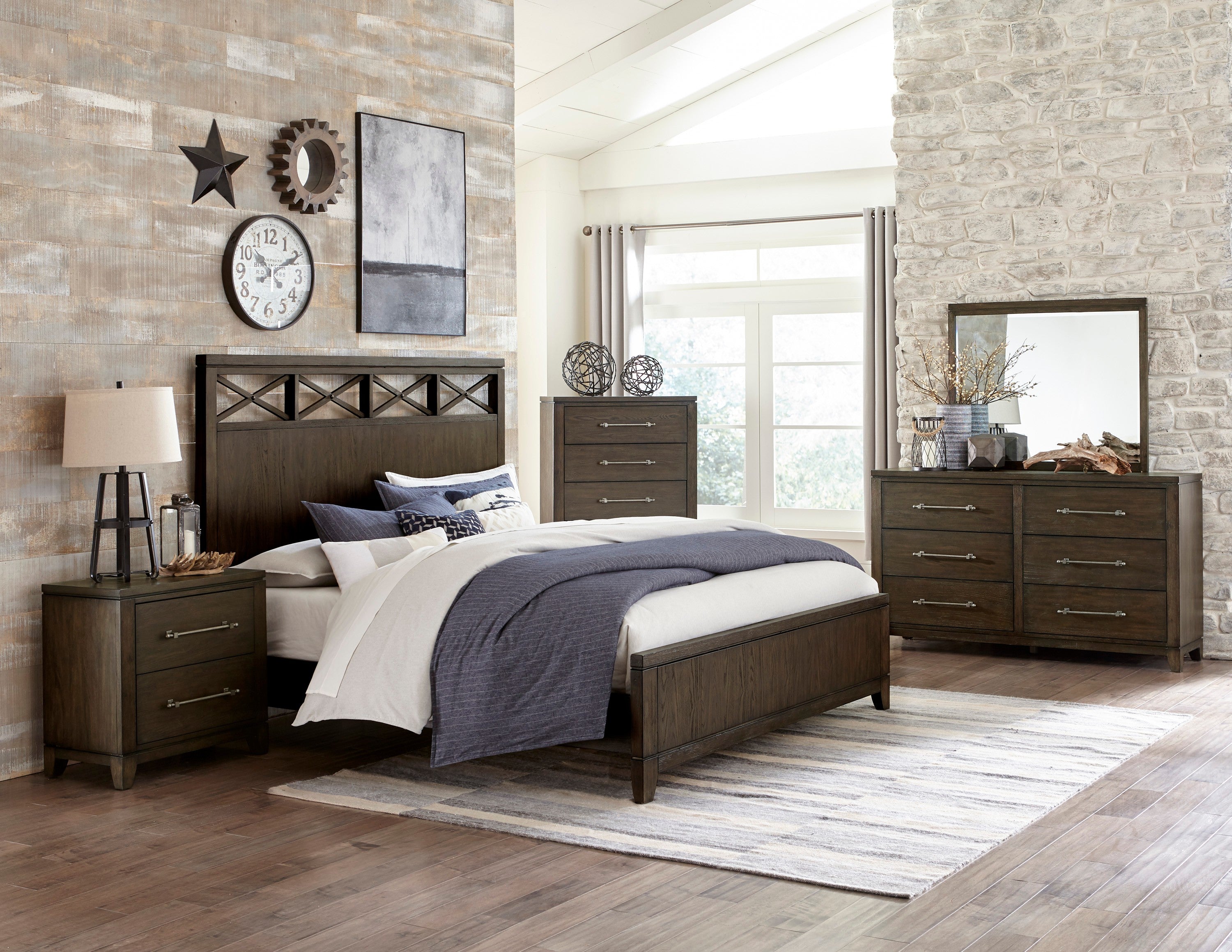 Griggs Dark Brown Queen Panel Bed from Homelegance - Luna Furniture