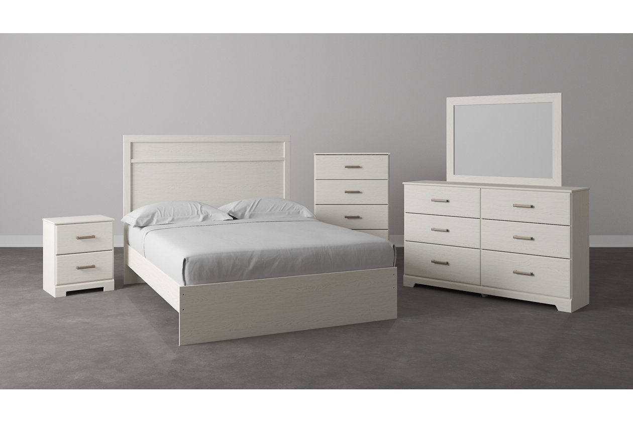 Stelsie White Dresser and Mirror - Ashley - Luna Furniture