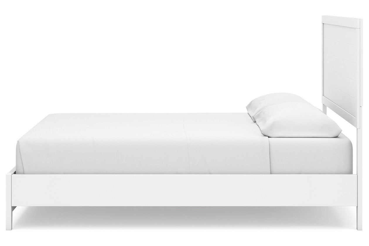 Binterglen White California King Panel Bed - Ashley - Luna Furniture
