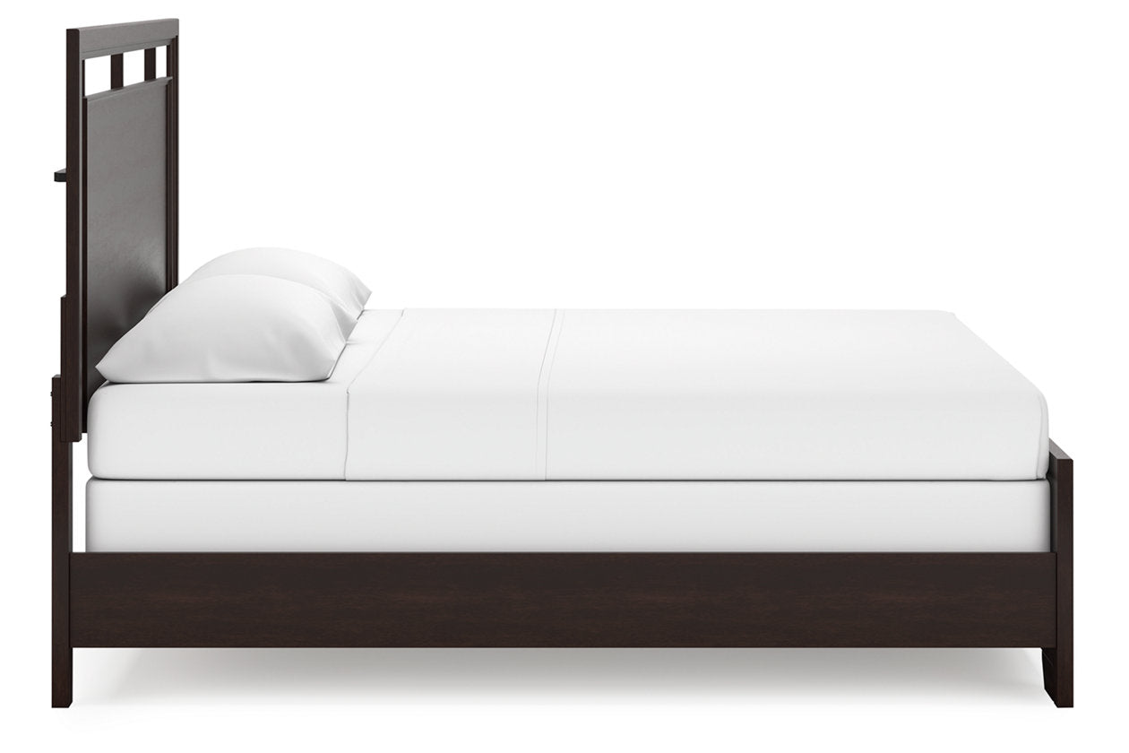 Covetown Dark Brown King Panel Bed - Ashley - Luna Furniture