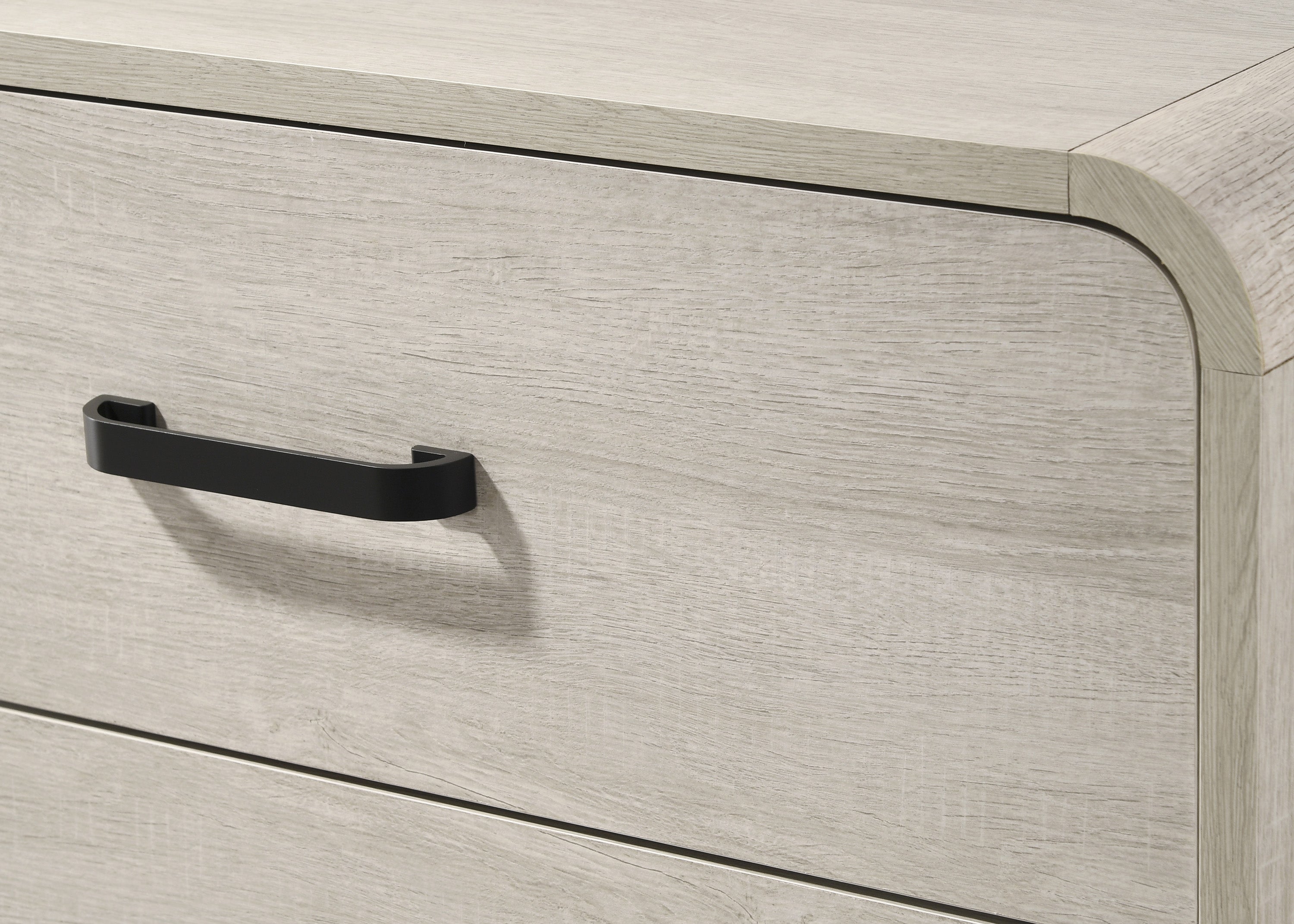 Nyomi White Chest from Crown Mark - Luna Furniture