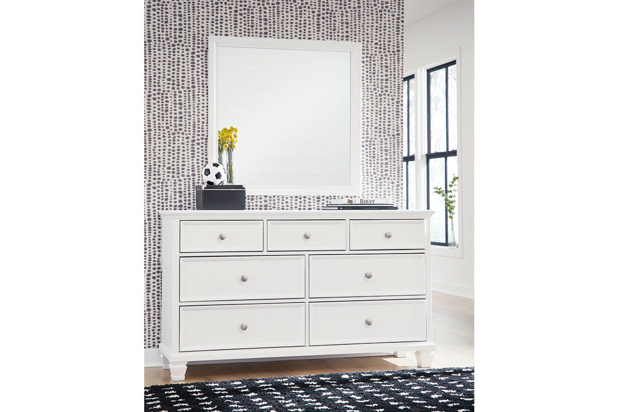 Fortman White Dresser and Mirror - Ashley - Luna Furniture