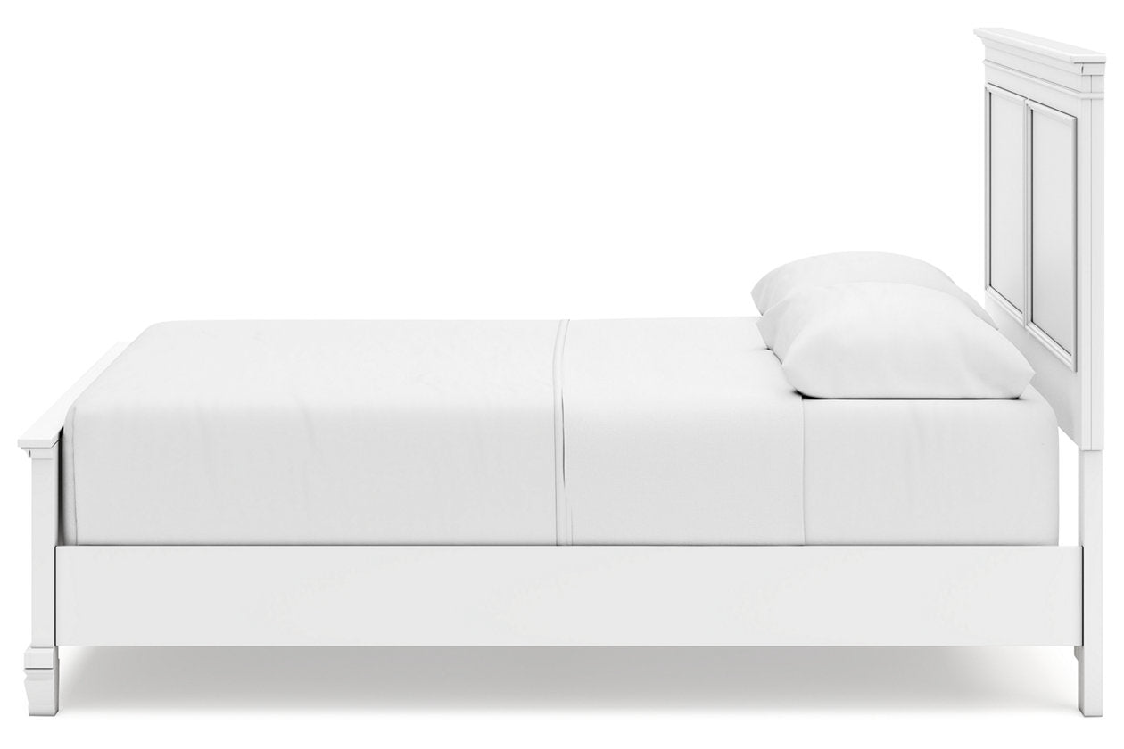 Fortman White Queen Panel Bed - Ashley - Luna Furniture