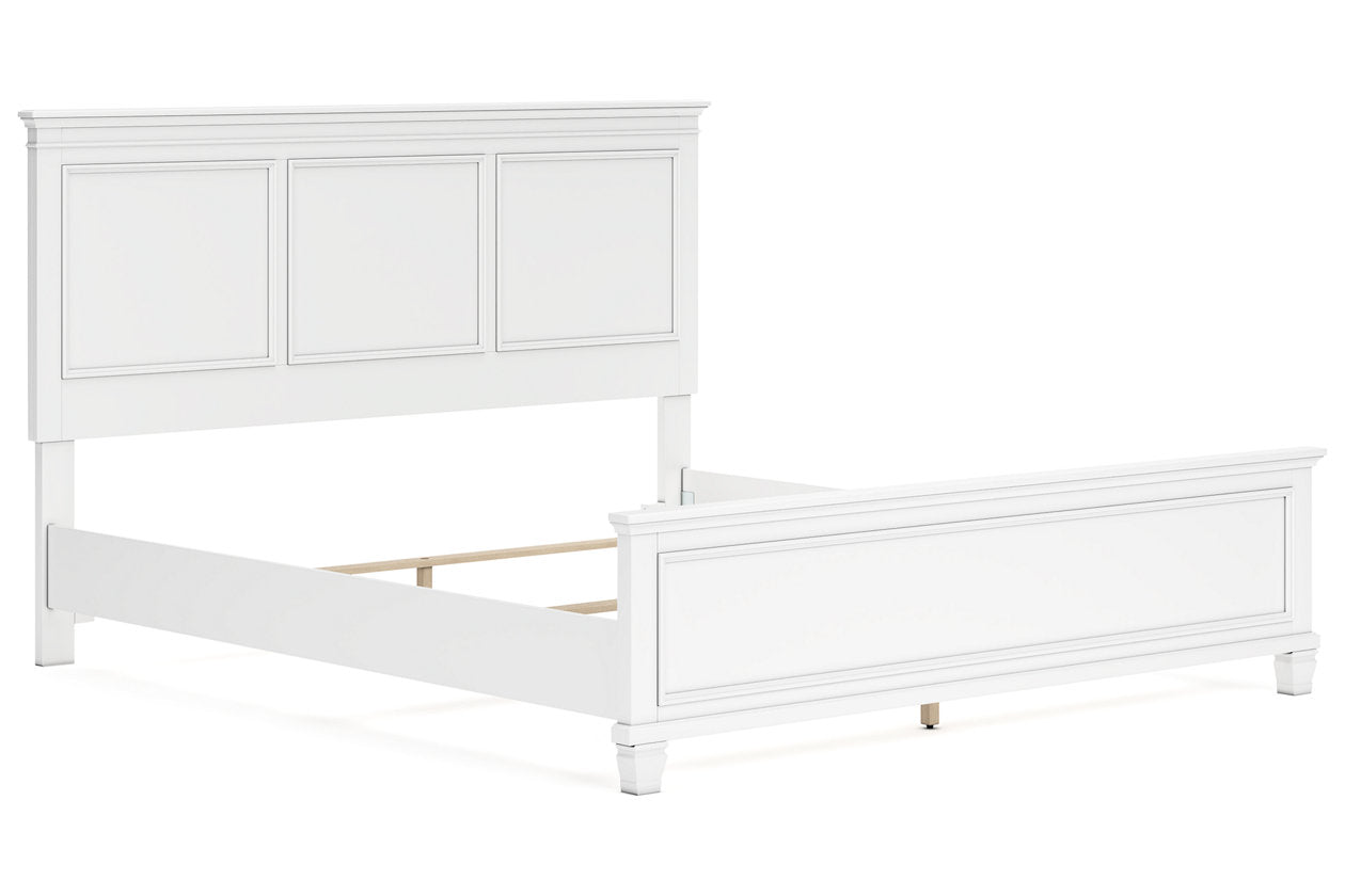 Fortman White California King Panel Bed - Ashley - Luna Furniture