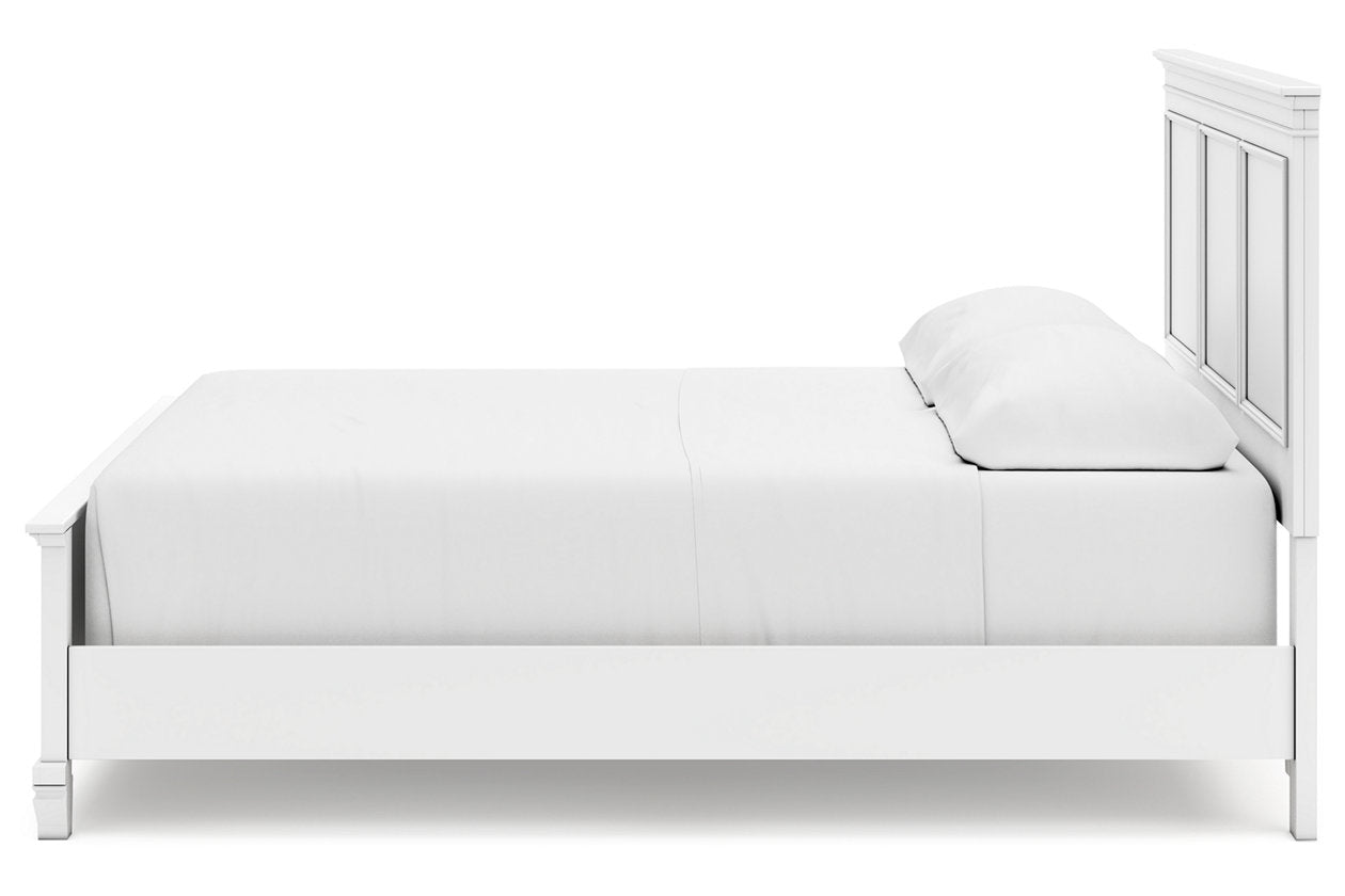 Fortman White California King Panel Bed - Ashley - Luna Furniture