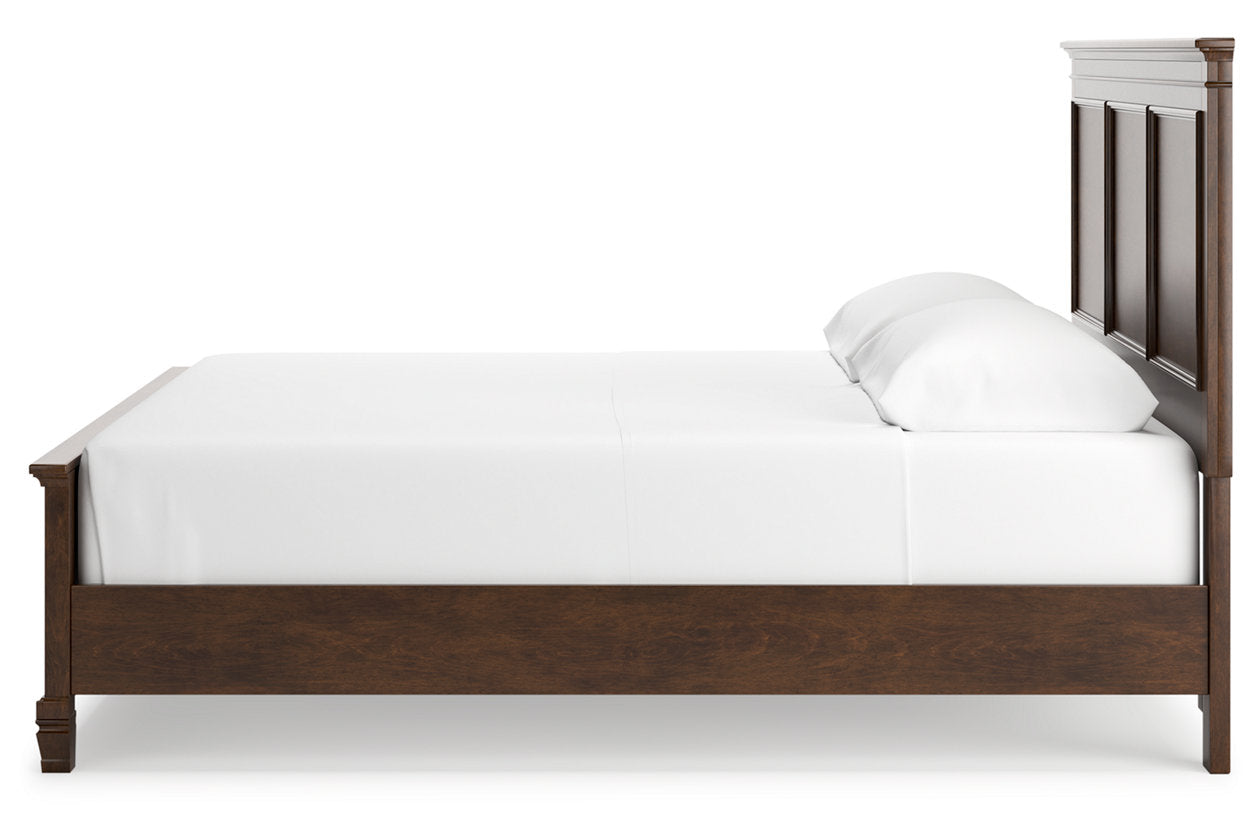 Danabrin Brown King Panel Bed - Ashley - Luna Furniture