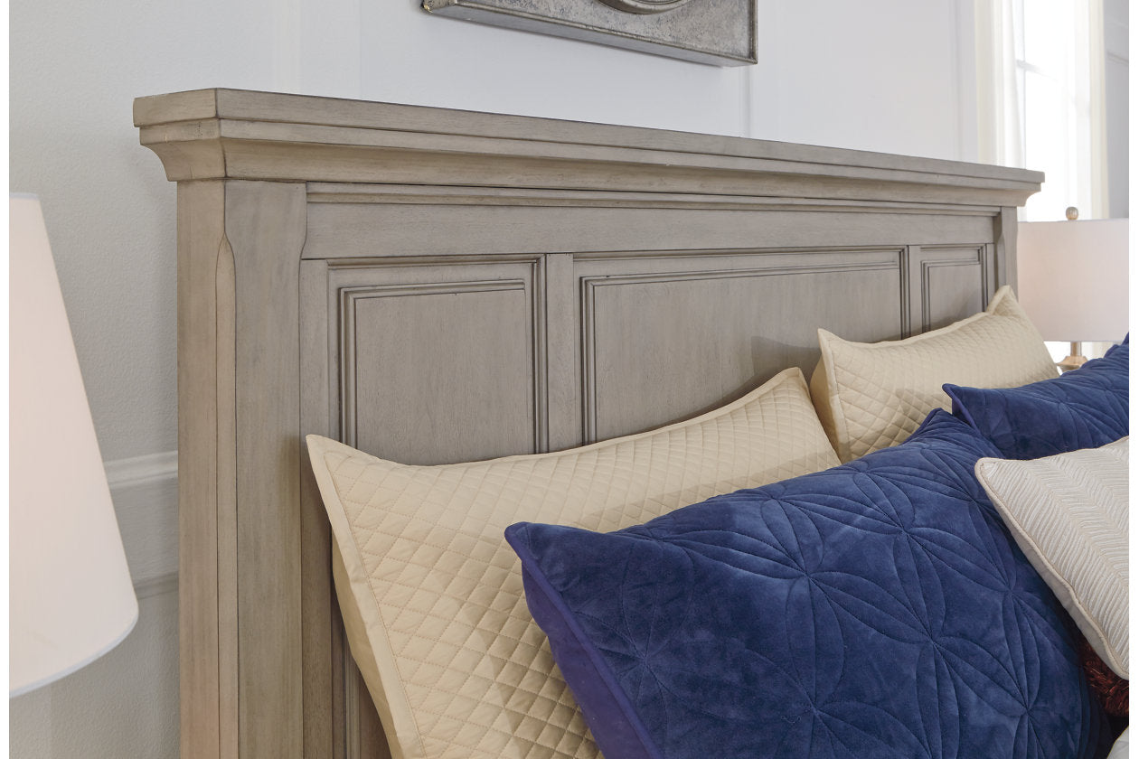 Lettner Light Gray California King Panel Bed - Ashley - Luna Furniture