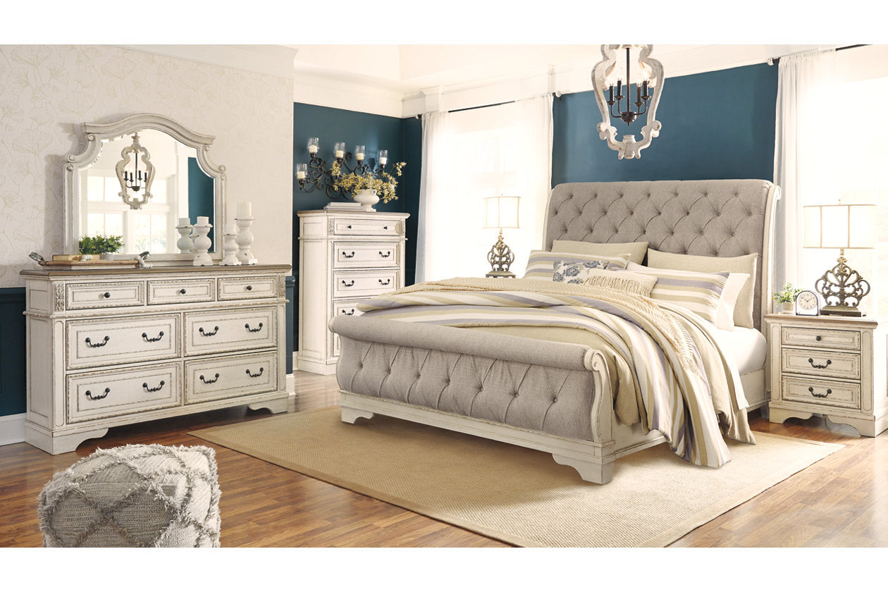 Realyn Chipped White California King Sleigh Bed - Ashley - Luna Furniture