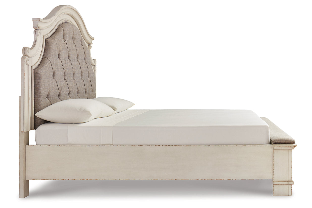 Realyn Two-tone California King Upholstered Bed - Ashley - Luna Furniture