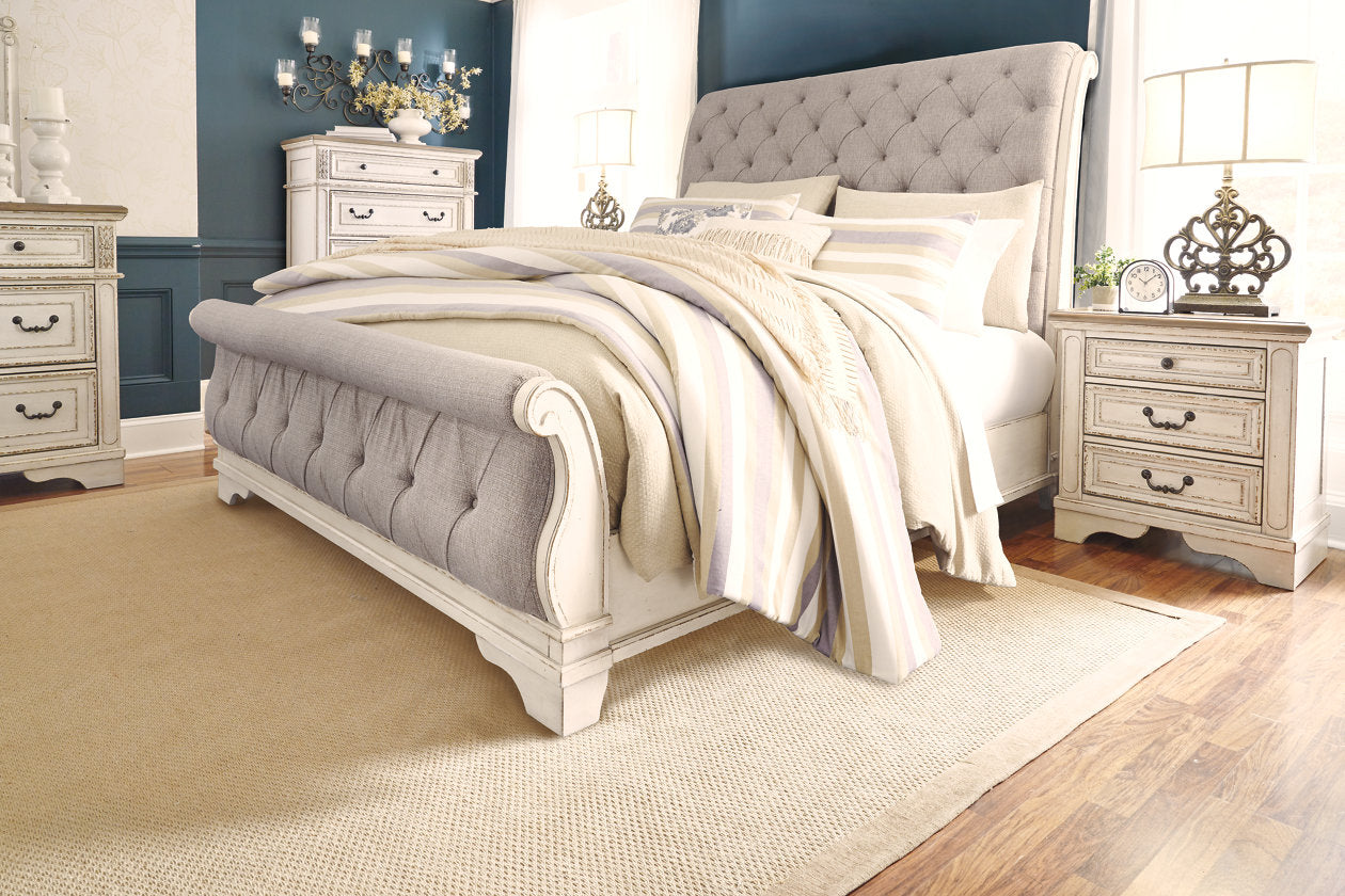 Realyn Chipped White California King Sleigh Bed - Ashley - Luna Furniture