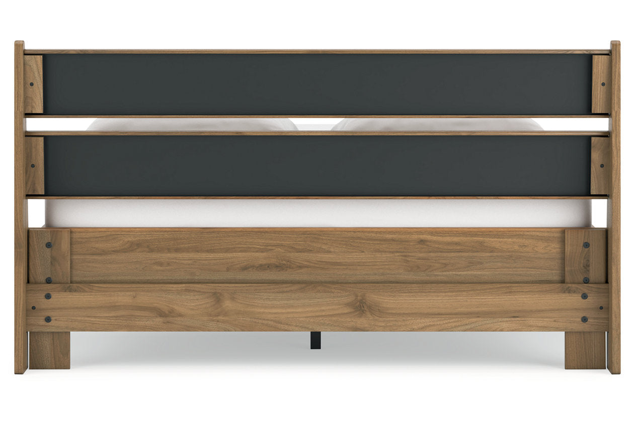 Deanlow Honey Queen Platform Panel Bed - Ashley - Luna Furniture