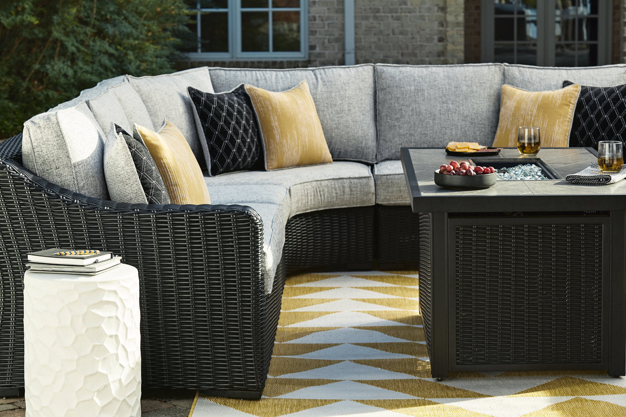 Beachcroft Black 3-Piece Outdoor Sectional - Ashley - Luna Furniture