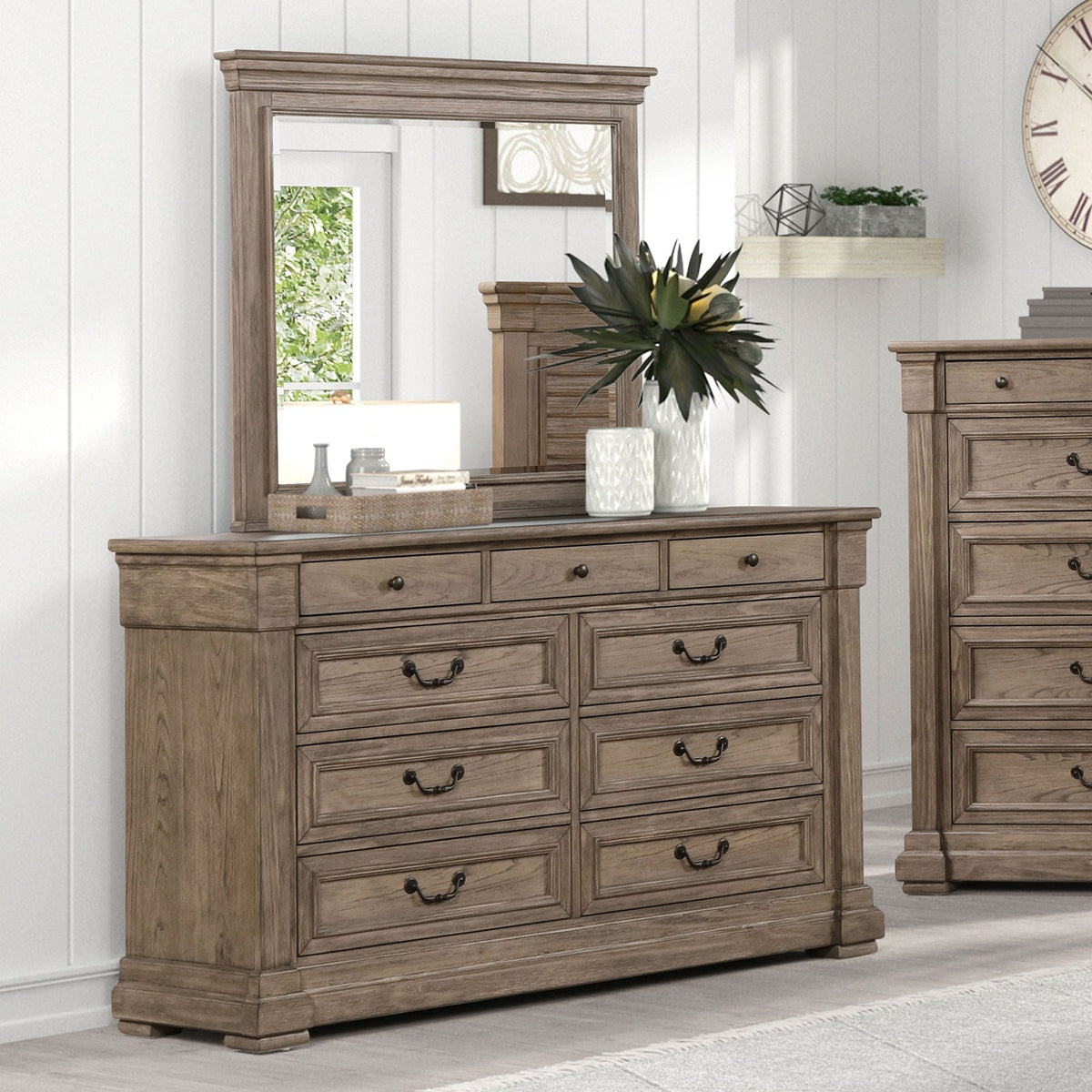 Sheringham Weathered Gray Transitional Bedroom Set