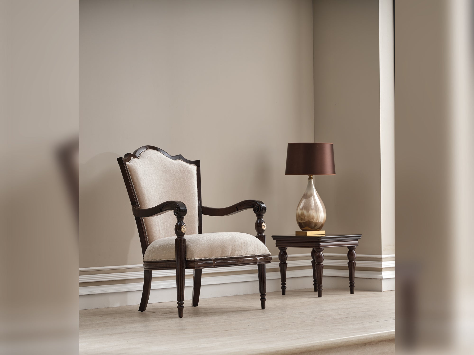 Zumrut Lux Chair in Beige