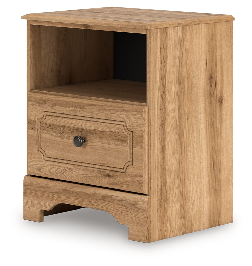 Aleaport Queen Panel Bed with Dresser and Nightstand in Warm Brown from Ashley - Luna Furniture