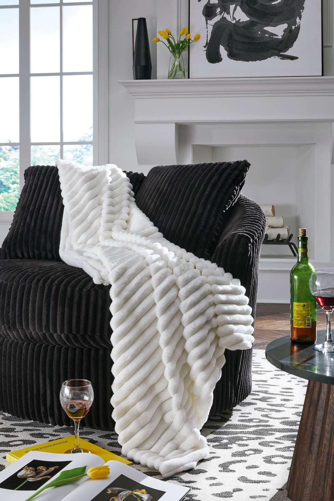 Alsonwell White Throw (Set of 3) - A1001080