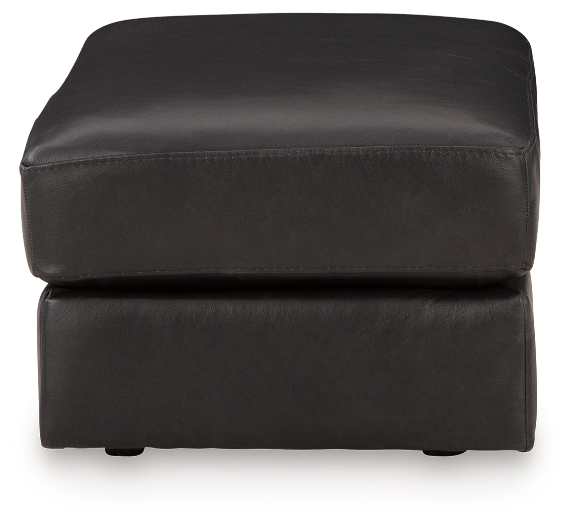 Amiata Chair and Ottoman in Onyx - PKG015488