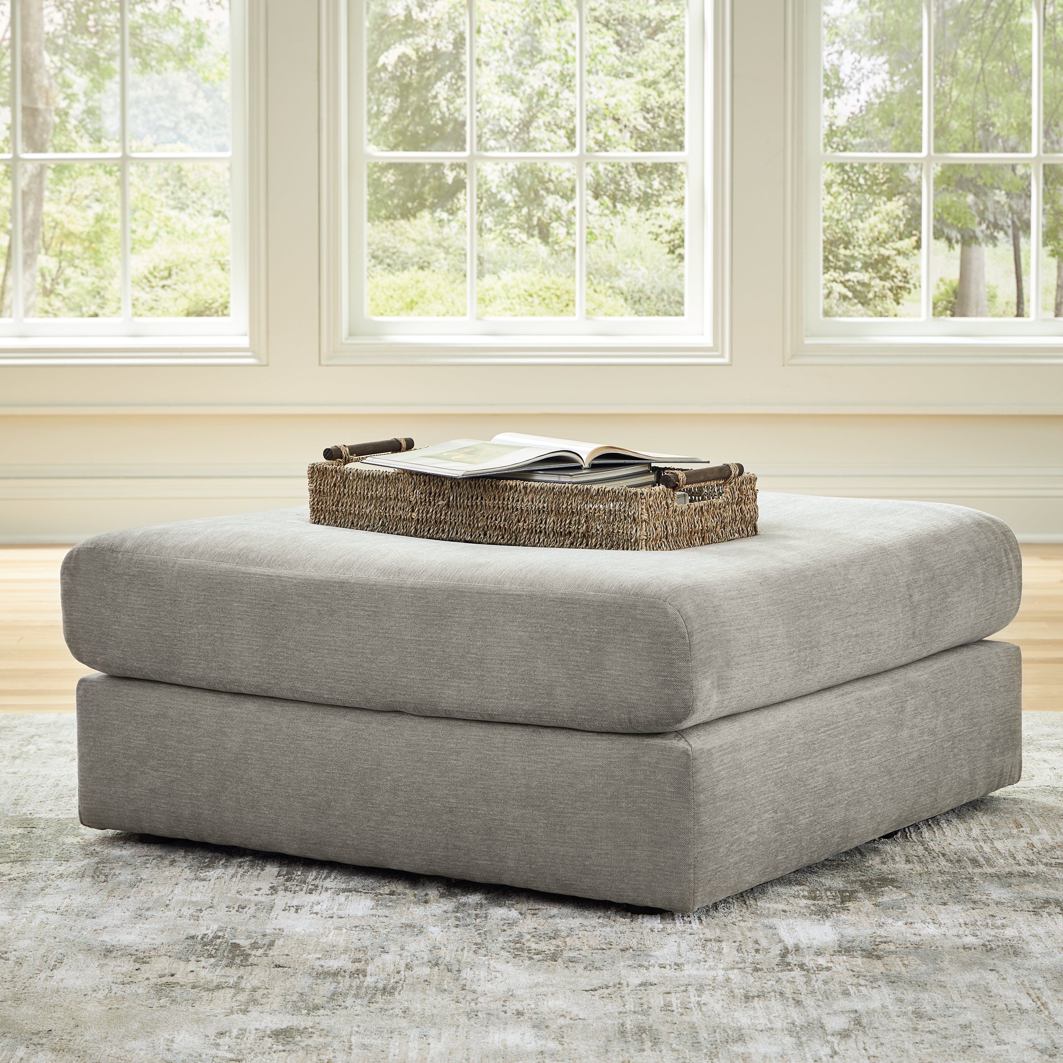 Avaliyah 7-Piece Sectional with Ottoman in Ash - PKG015528