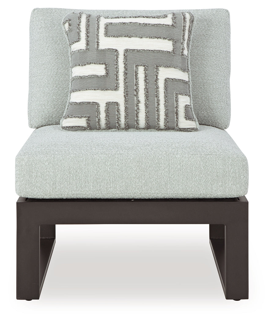 Beachloft Black/Gray 5-Piece Outdoor Sectional - P490P2