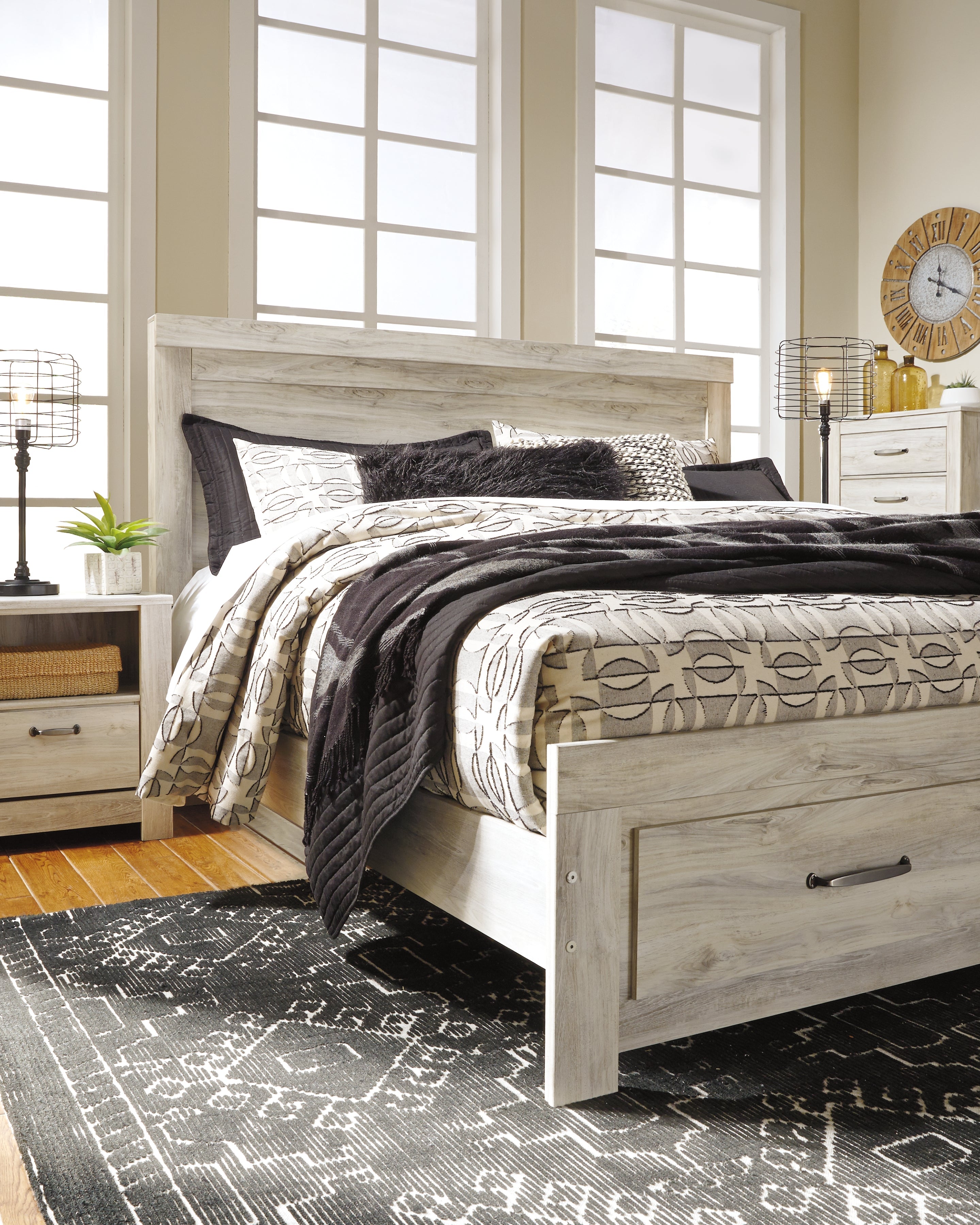 Bellaby Queen Panel Bed with 2 Nightstands in Whitewash - PKG000496