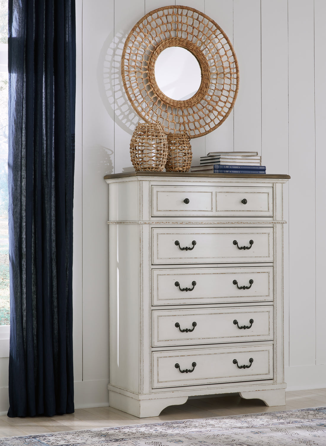 Blendon Two-tone Chest of Drawers - B747-46