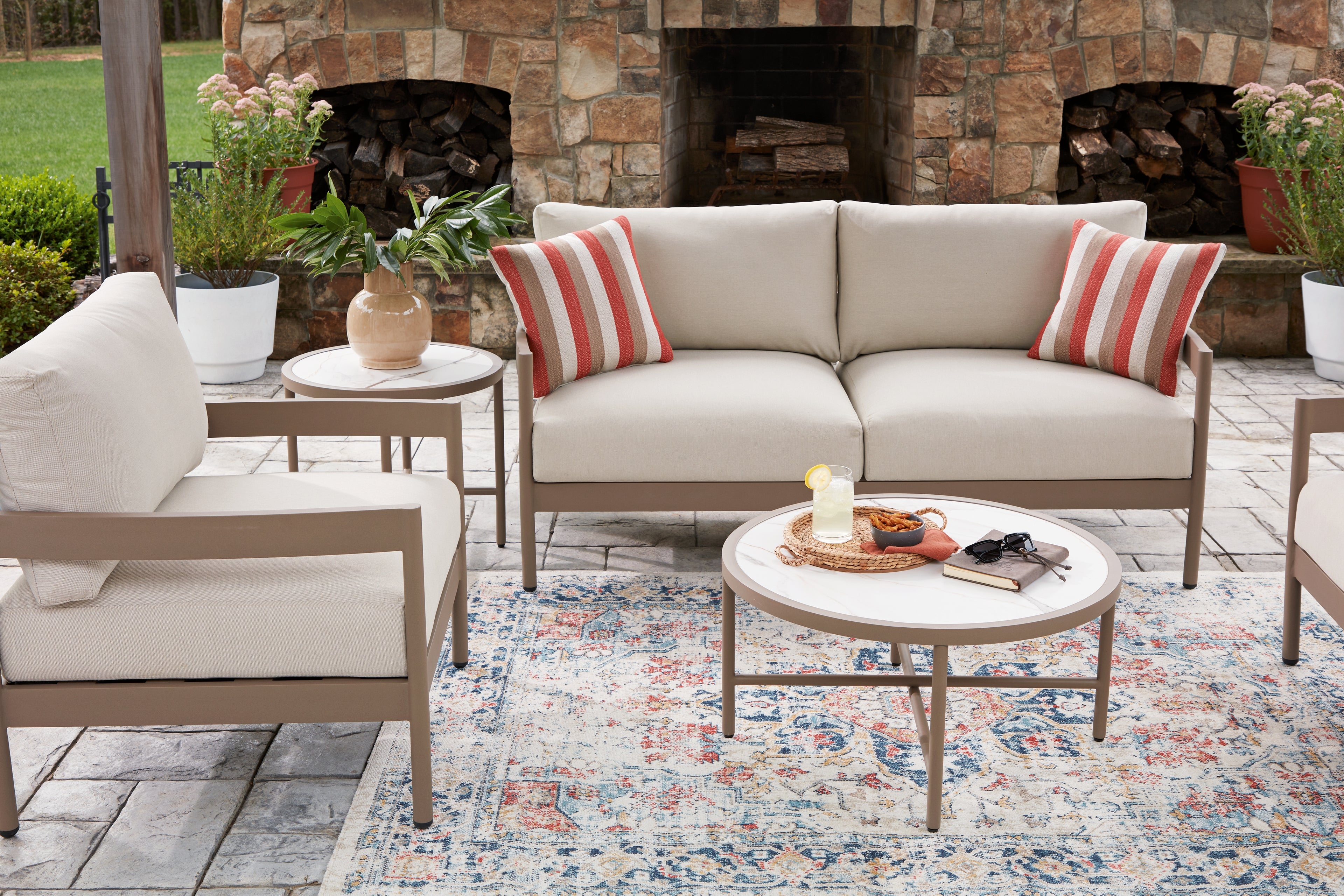 Bluff Trail Beige Outdoor Love/Chairs/Tables Set (Set of 5) - PCP383-080