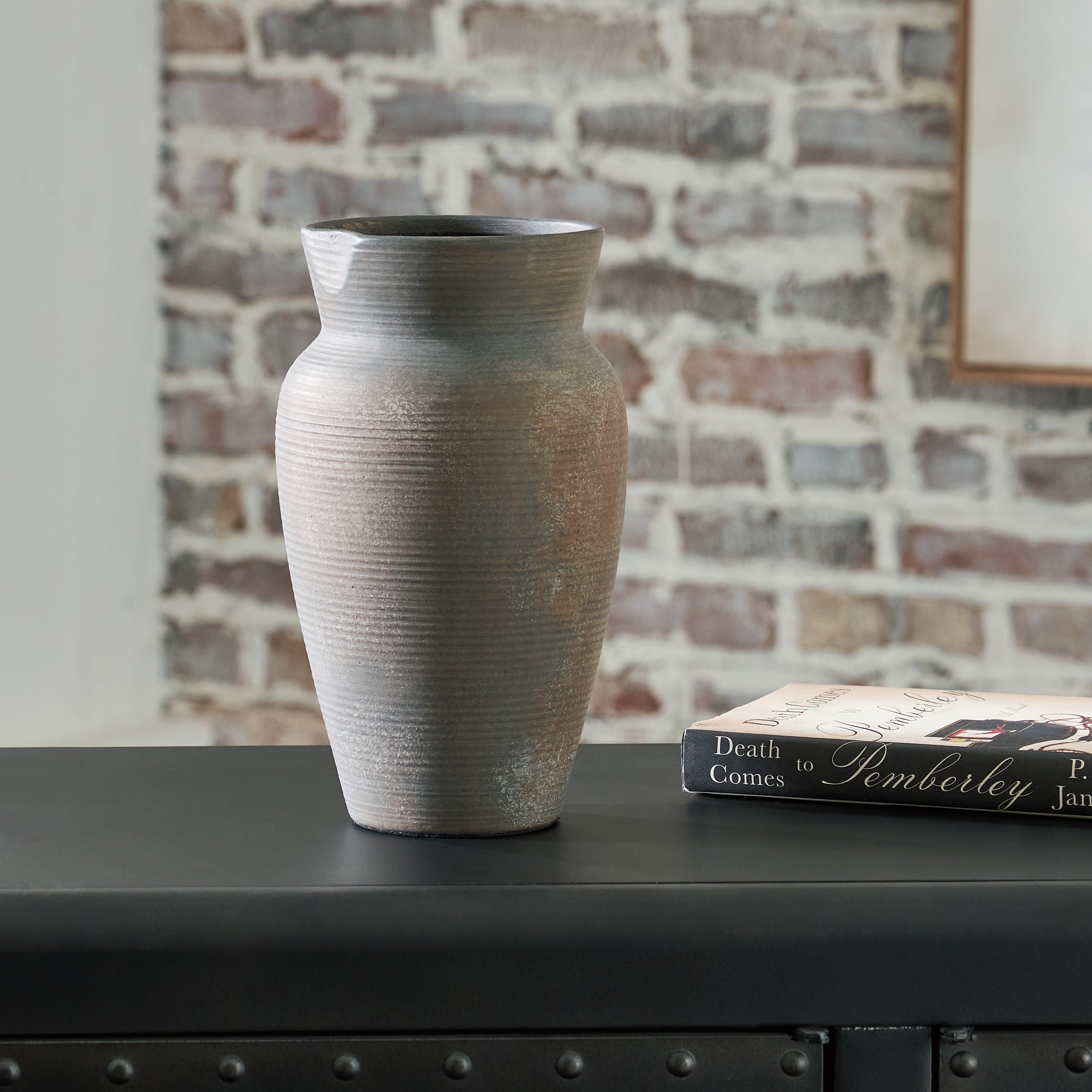 Brickmen Antique Gray Vase - A2000657