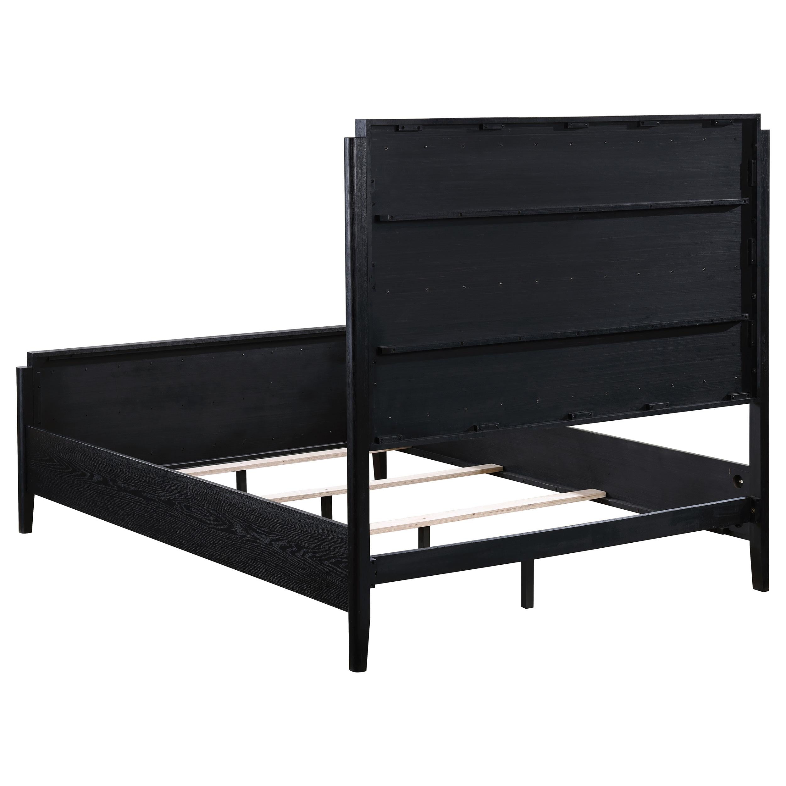 Brookmead 4-piece Upholstered Eastern King Bedroom Set Black - 224710KE-S4
