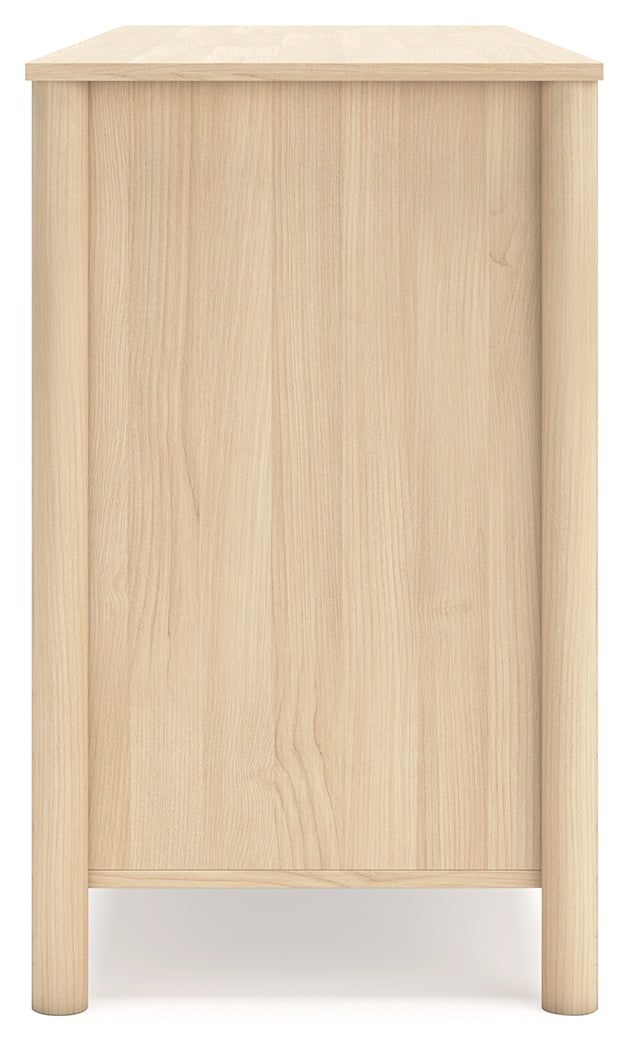 Cabinella Queen Platform Bed with Dresser and Chest in Tan - PKG017294