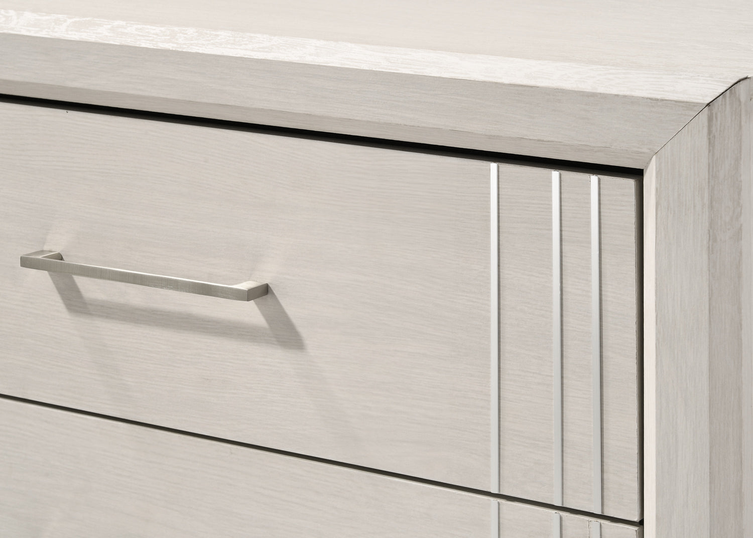 Charlie White Panel Bedroom Set - SET | B9230-Q-HBFB | B9230-KQ-RAIL | B9230-2 | B9230-4 - Bien Home Furniture & Electronics