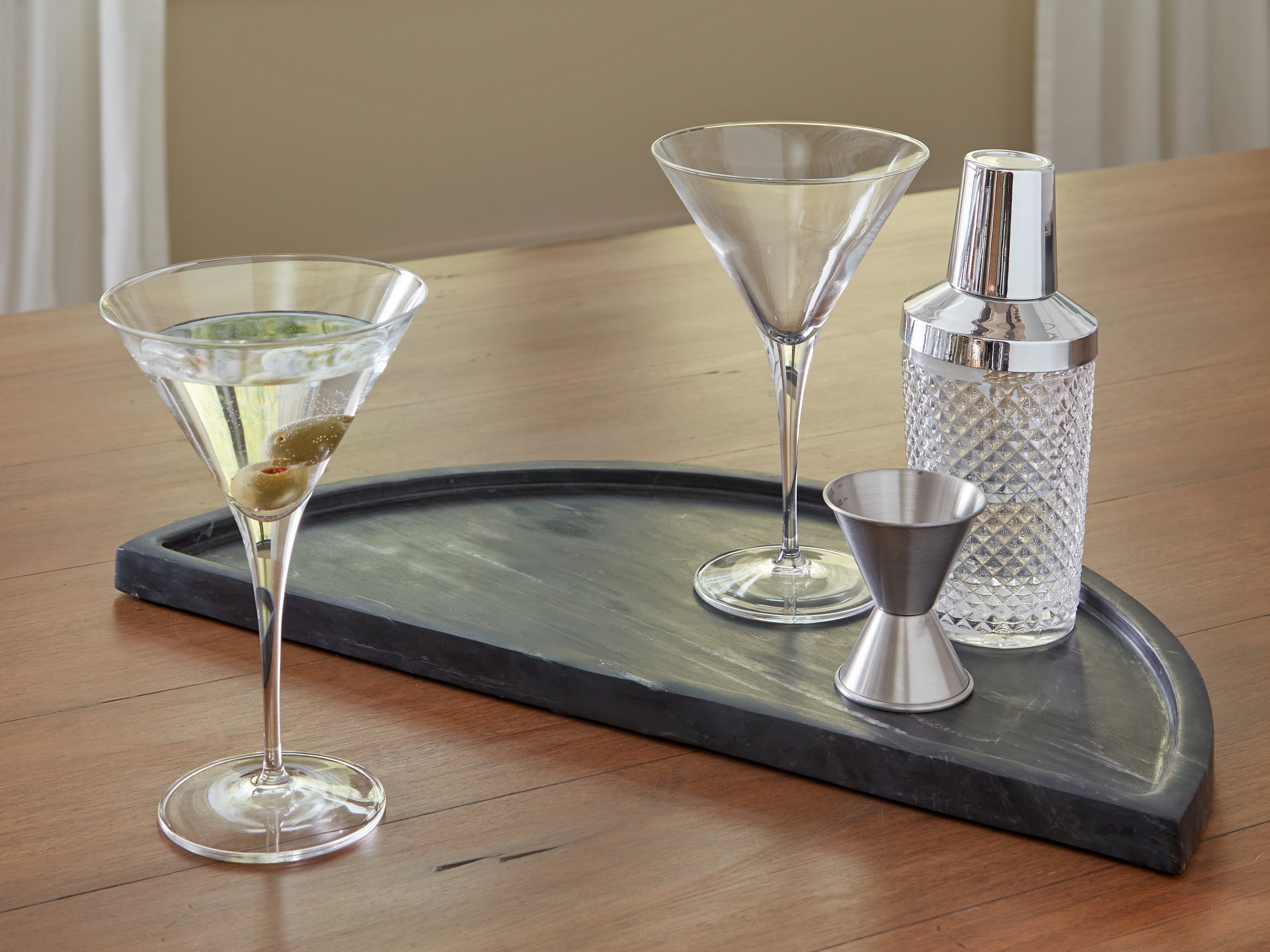 Cortsen Black Tray - A2000793