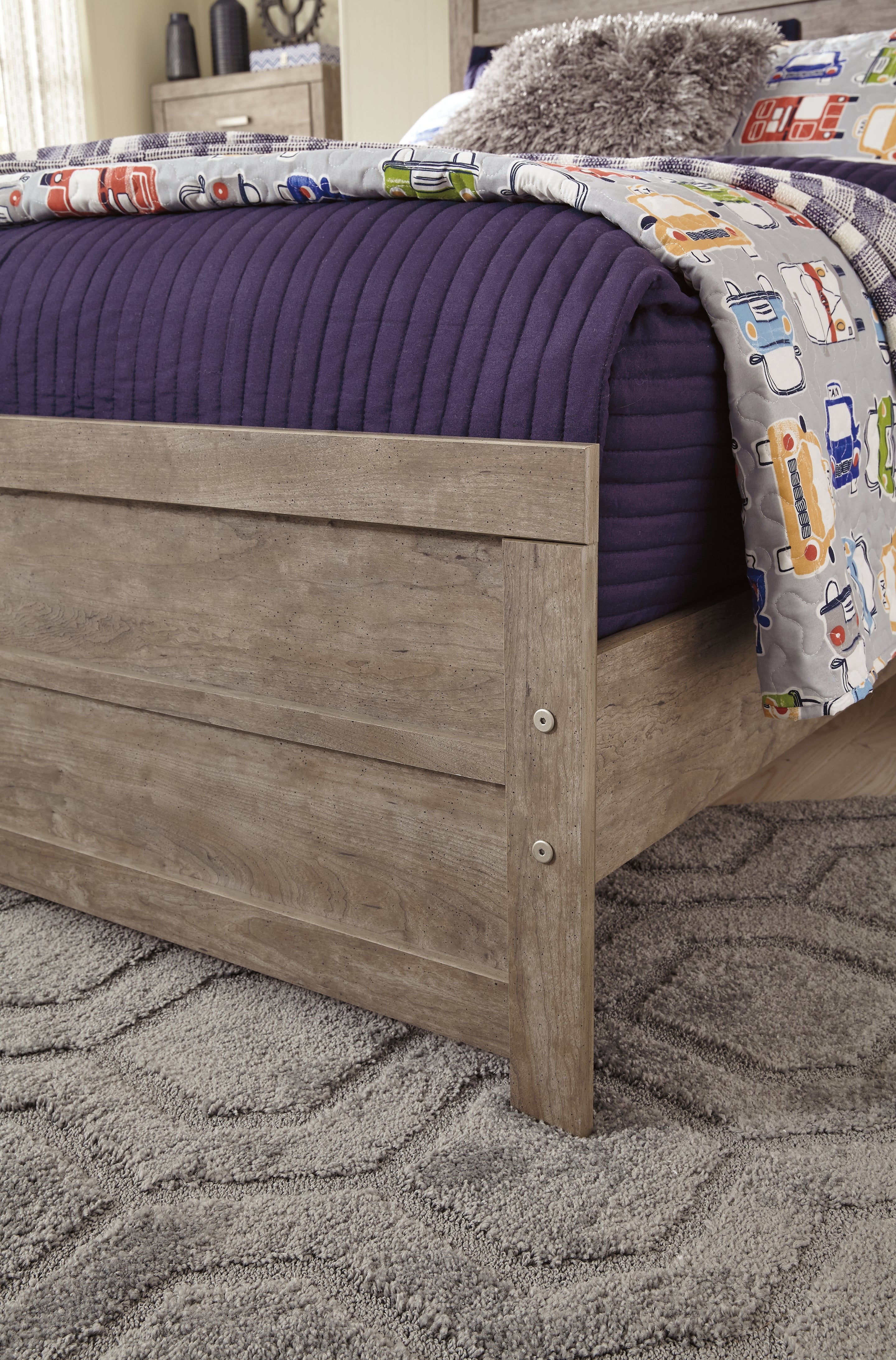 Culverbach Full Panel Bed, Dresser and Chest - B070B32