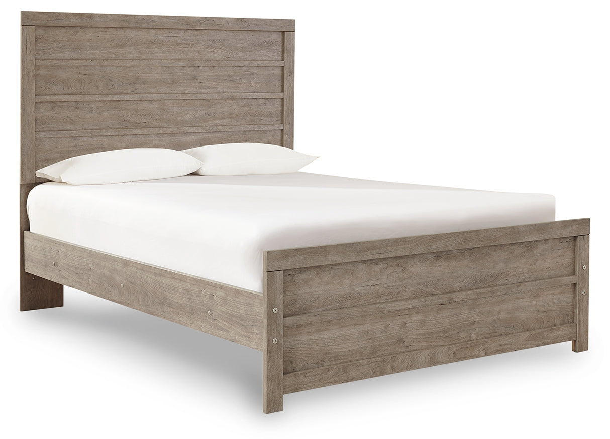 Culverbach Full Panel Bed with Mirrored Dresser, Chest and 2 Nightstands in Gray from Ashley - Luna Furniture