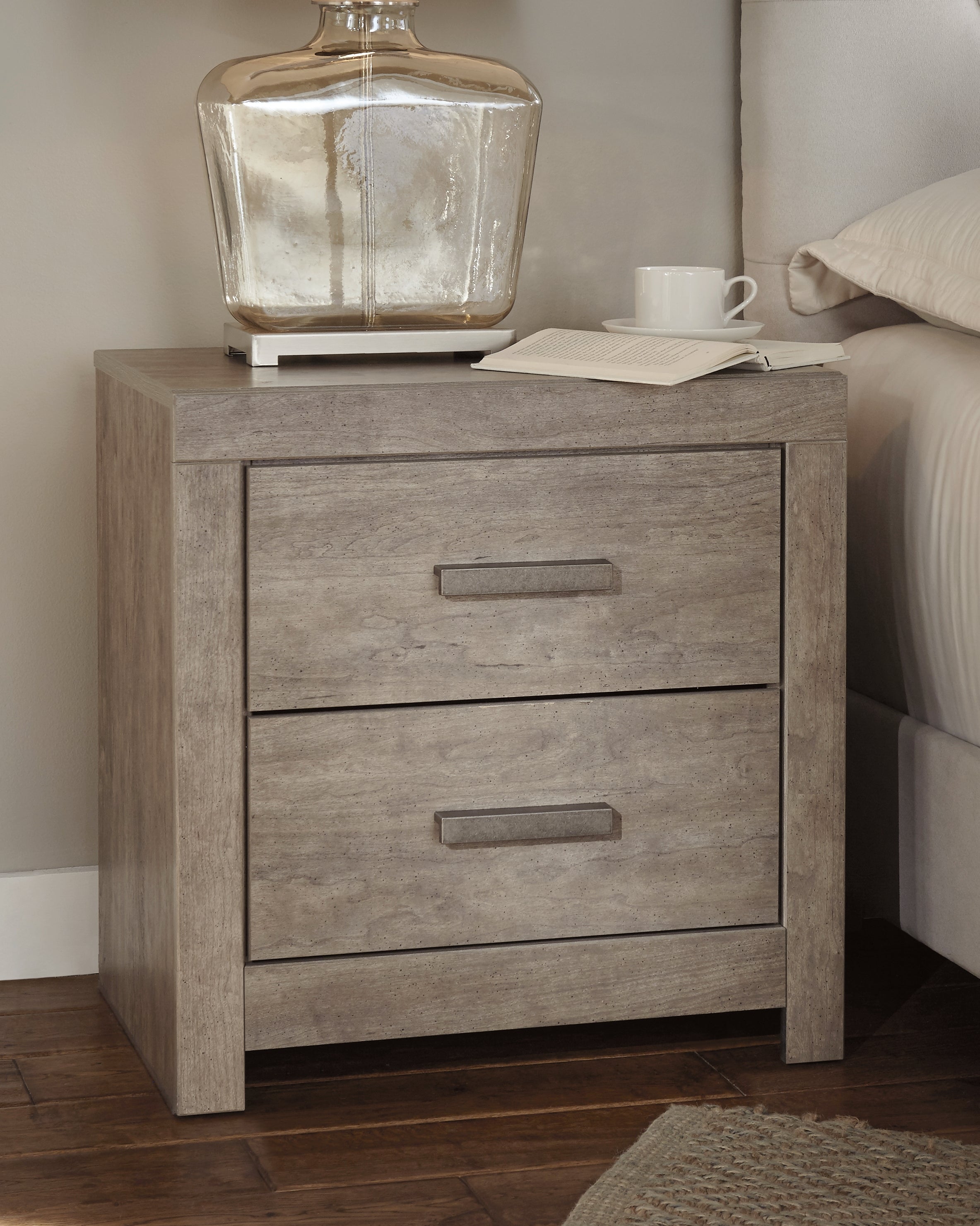 Culverbach Gray Full Panel Bed, Dresser, Chest and Nightstand - B070B18
