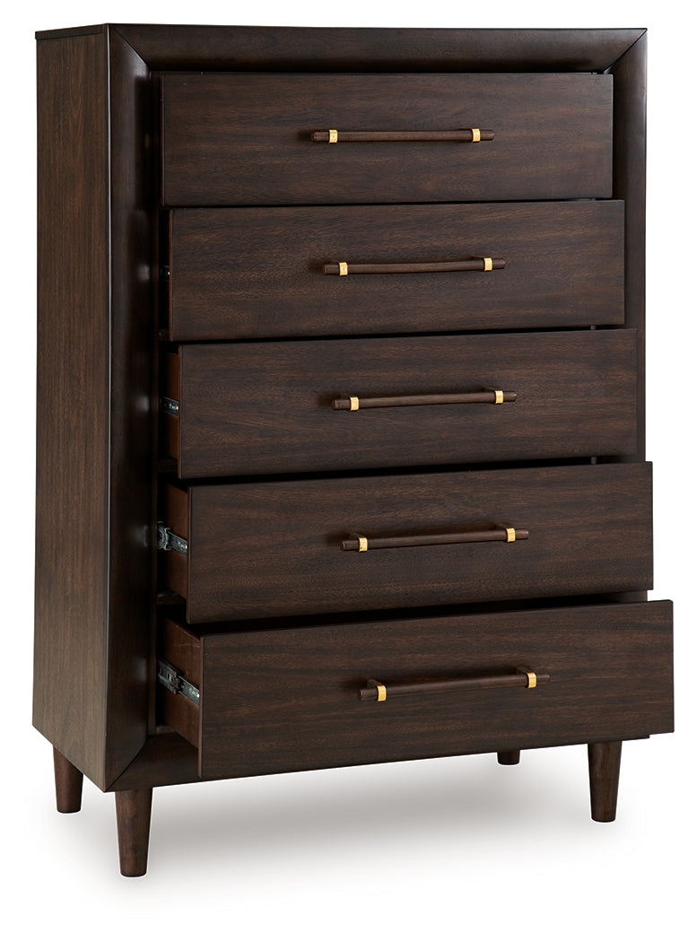 Dantenton Merlot Chest of Drawers - B611-46