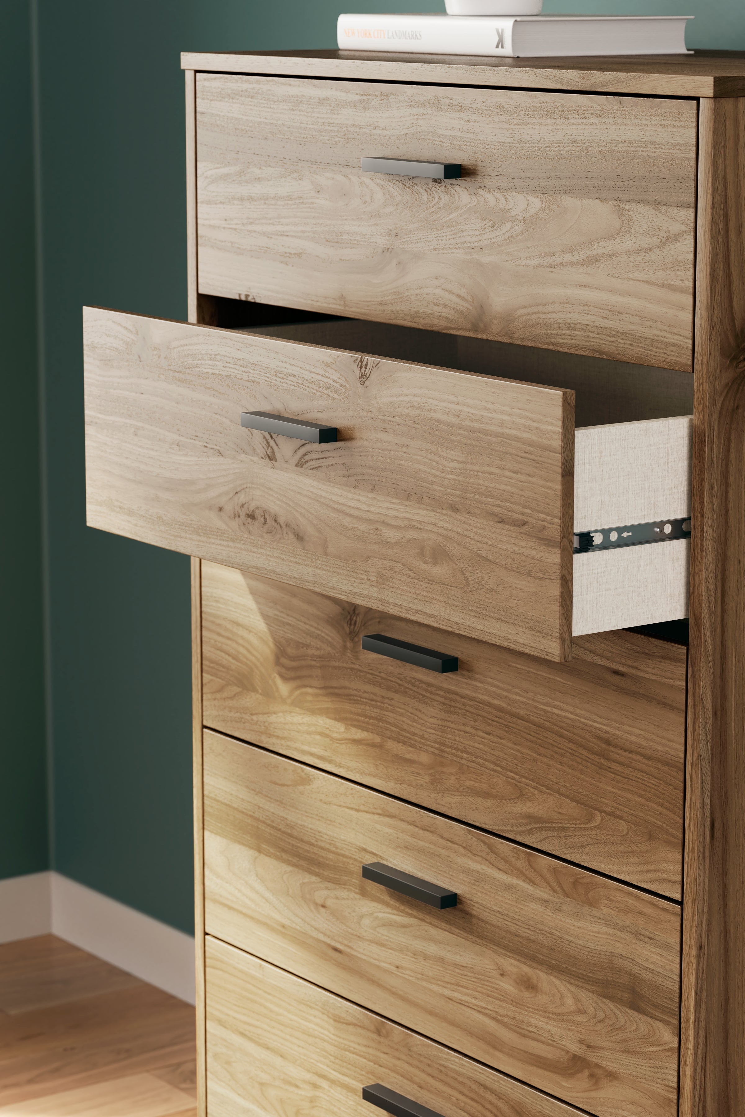 Deanlow Full Panel Headboard with Dresser, Chest and 2 Nightstands in Honey - PKG017180
