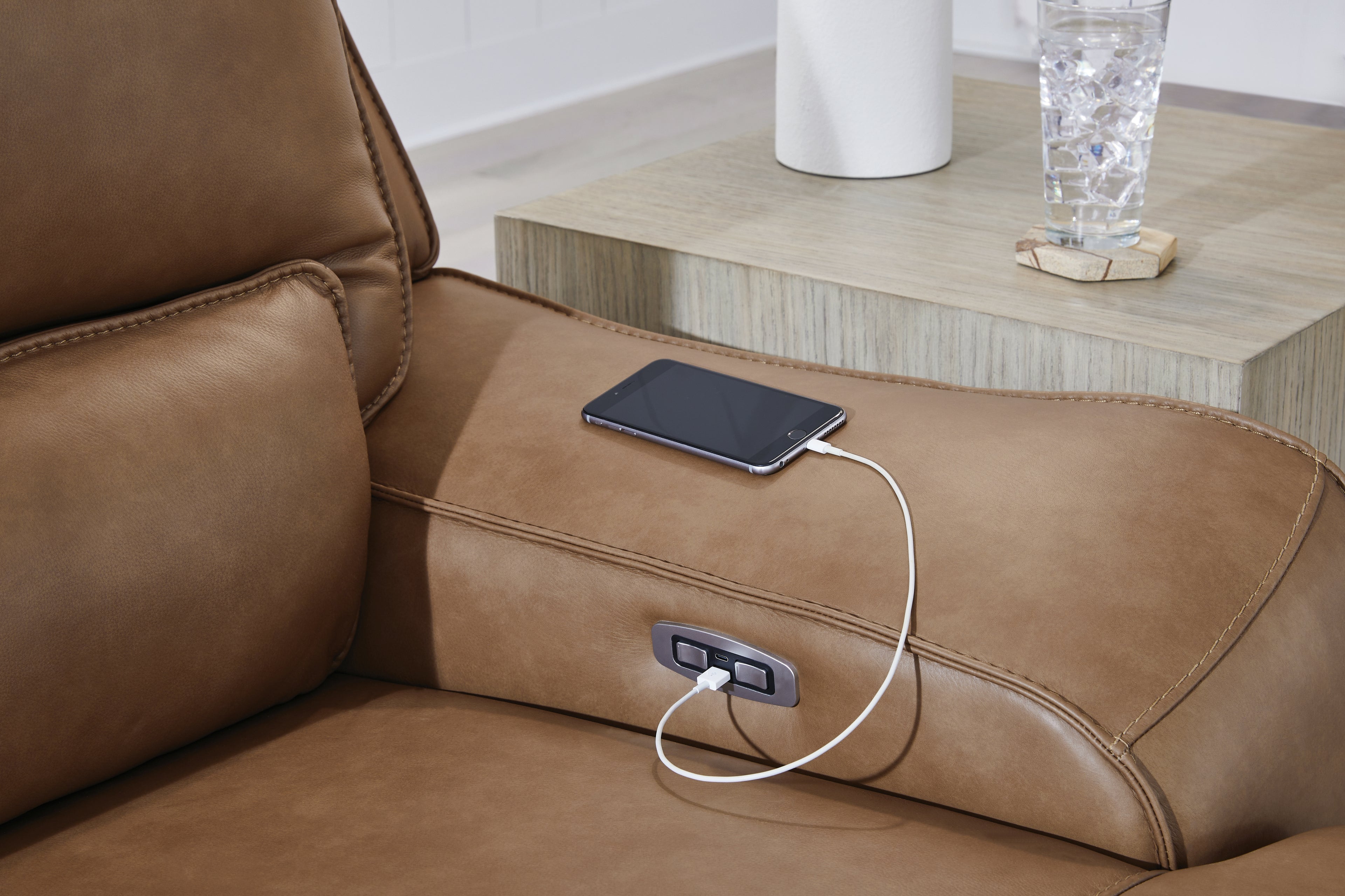 DeepWakes Caramel 3-Piece Reclining Sofa Chaise - PCU62606S23