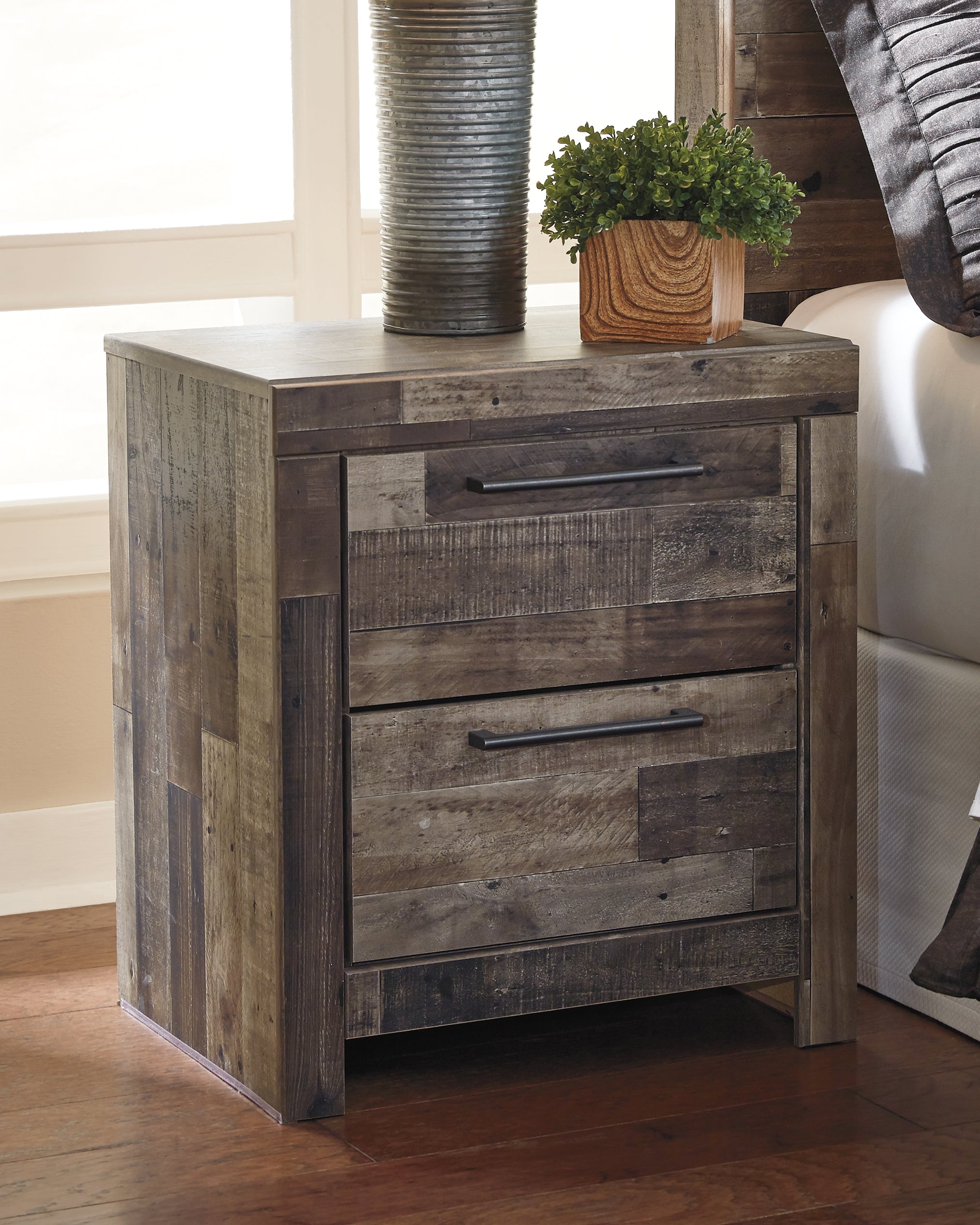 Derekson Multi Gray Queen Storage Bed, 2 Chests and 2 Nightstands - B200B71