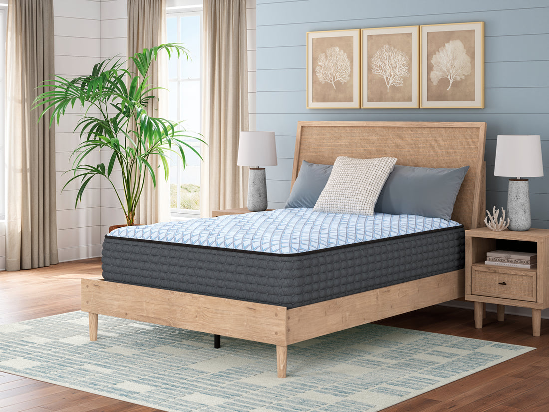 Elite Springs 2.0 Plush Blue Queen Mattress - M33131