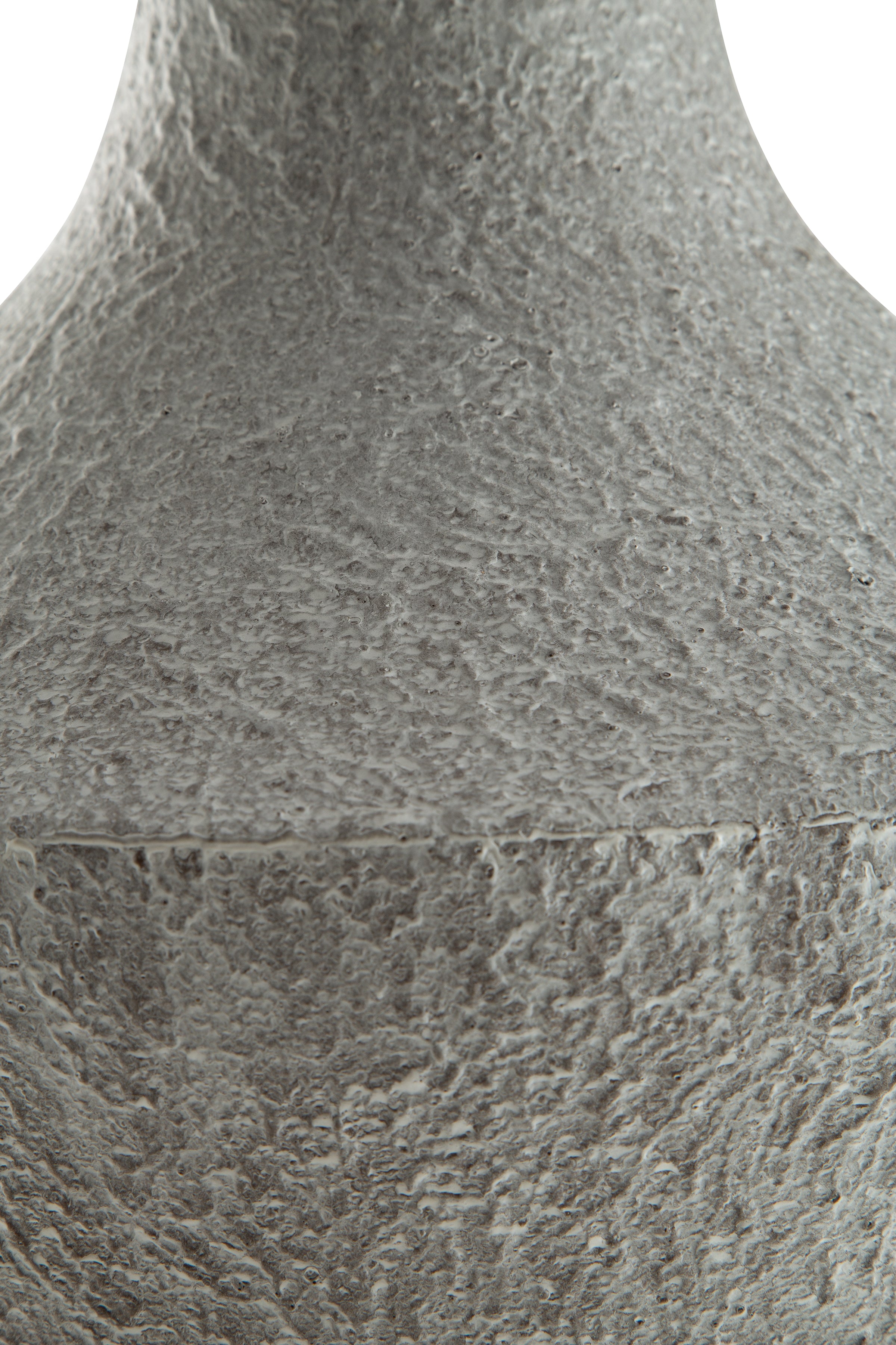 Estonbank Distressed Cream Vase - A2000748