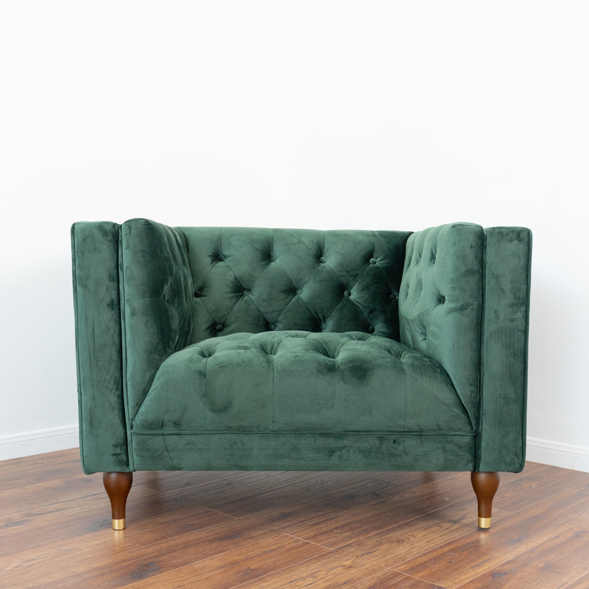 Evelyn Tufted Back Velvet Lounge Chair - LCH00300601