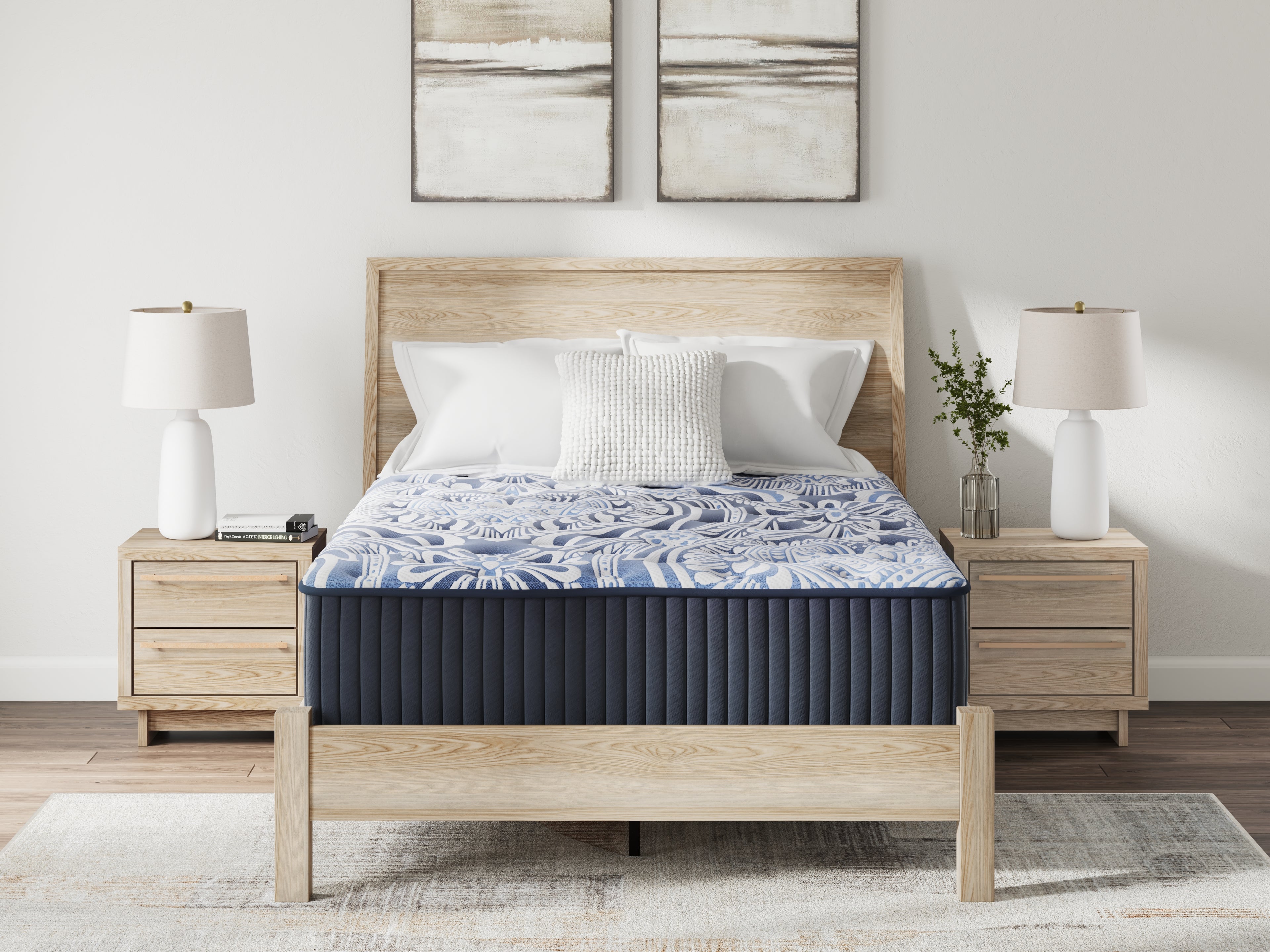 Firm Luxe 2.0 Blue Queen Mattress - M49631