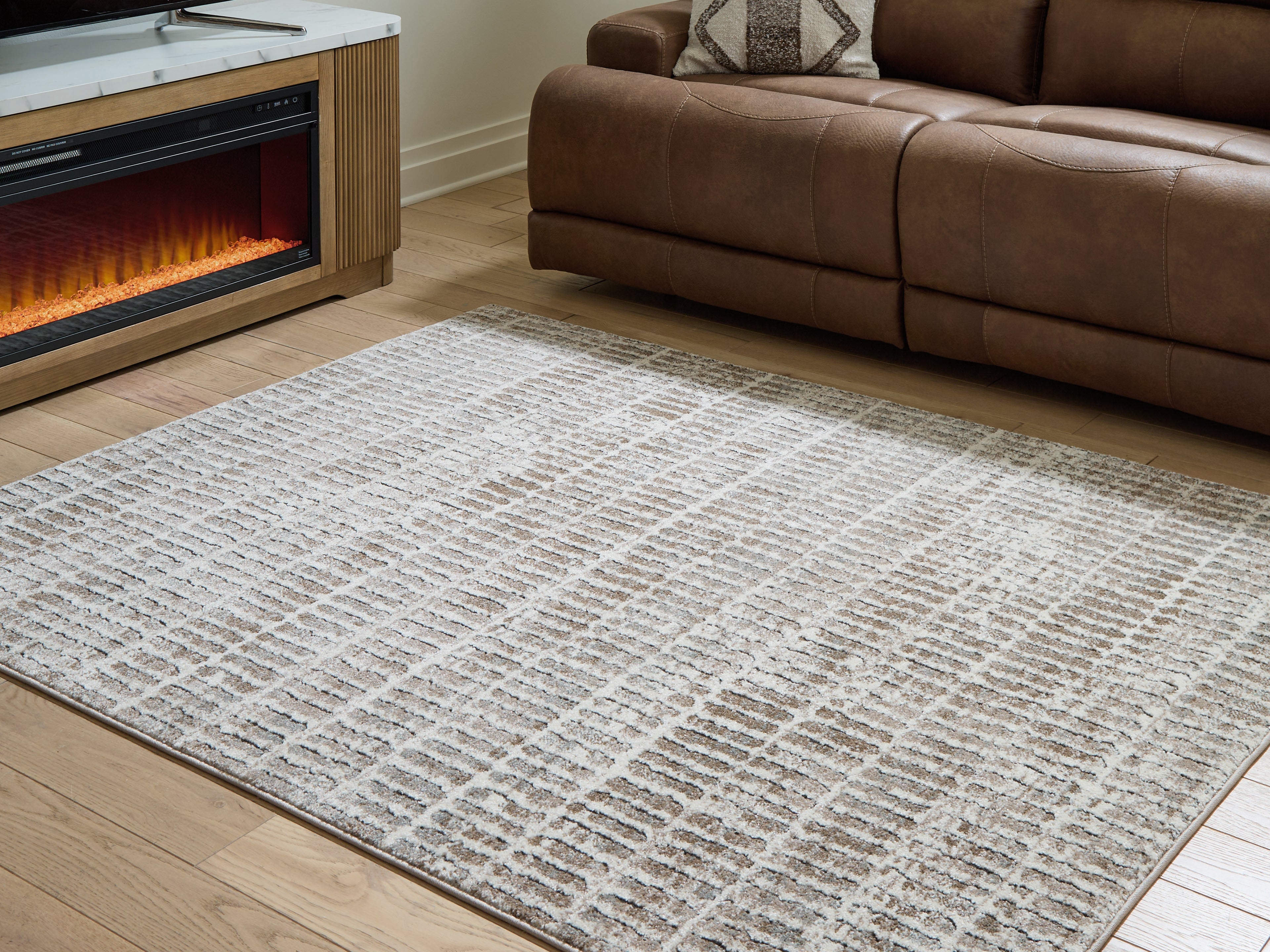 Fuadwick Multi Medium Rug - R407692