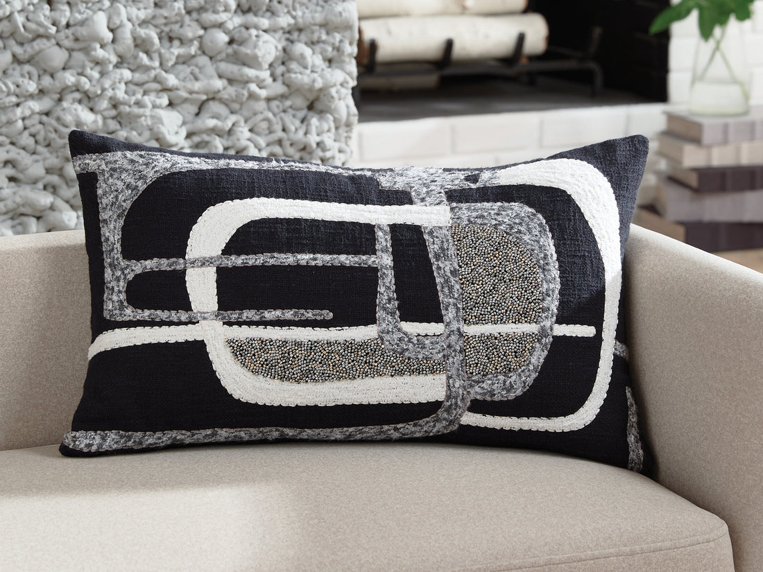Gavrileigh Black/Gray/Ivory Pillow (Set of 4) - A1001113