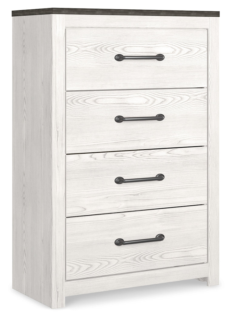 Gerridan Full Panel Bed and Chest - B1190B36