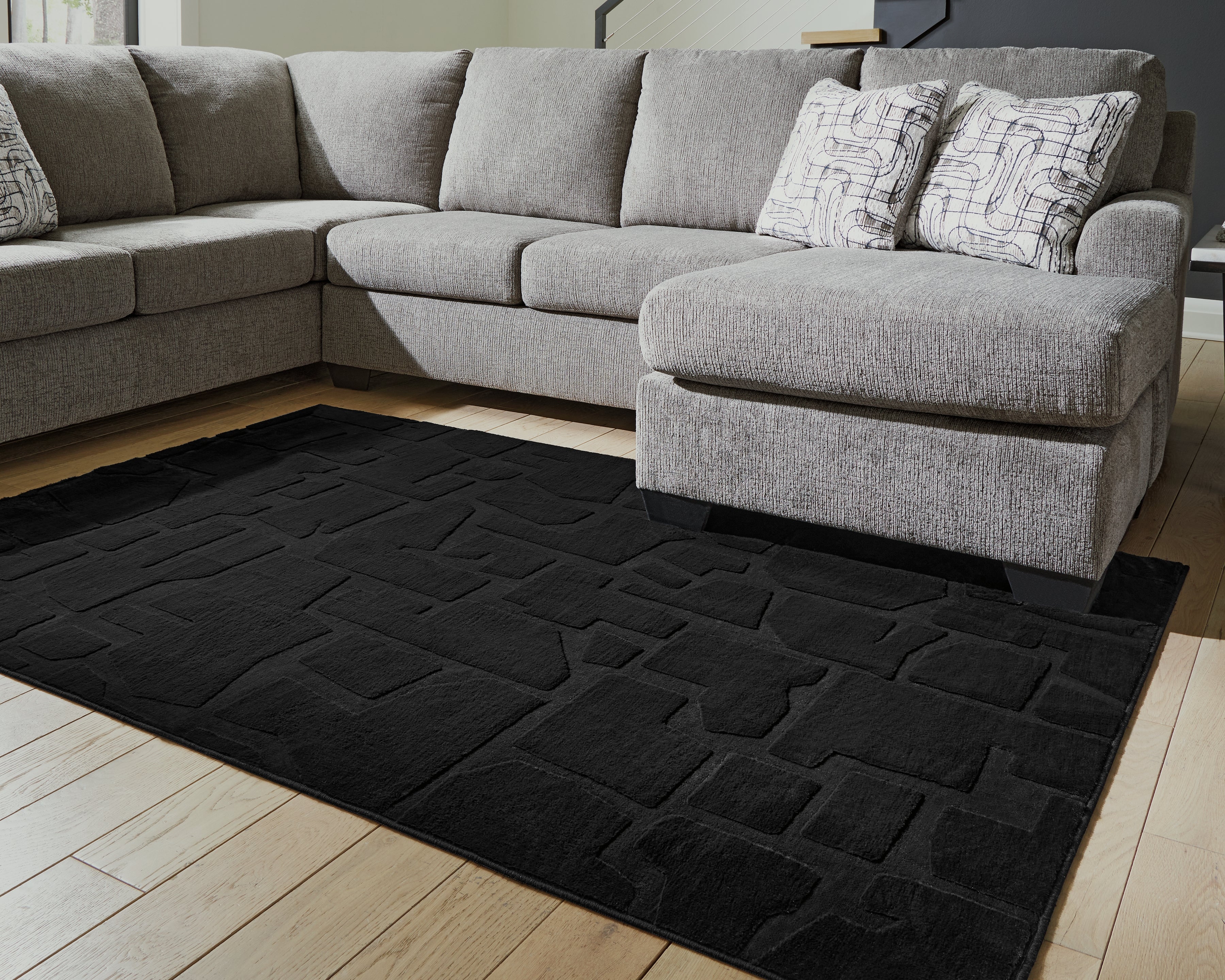 Gibbswell Black Washable Large Rug - R407461