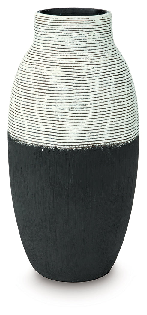 Girtha Antique White/Black Vase - A2000877