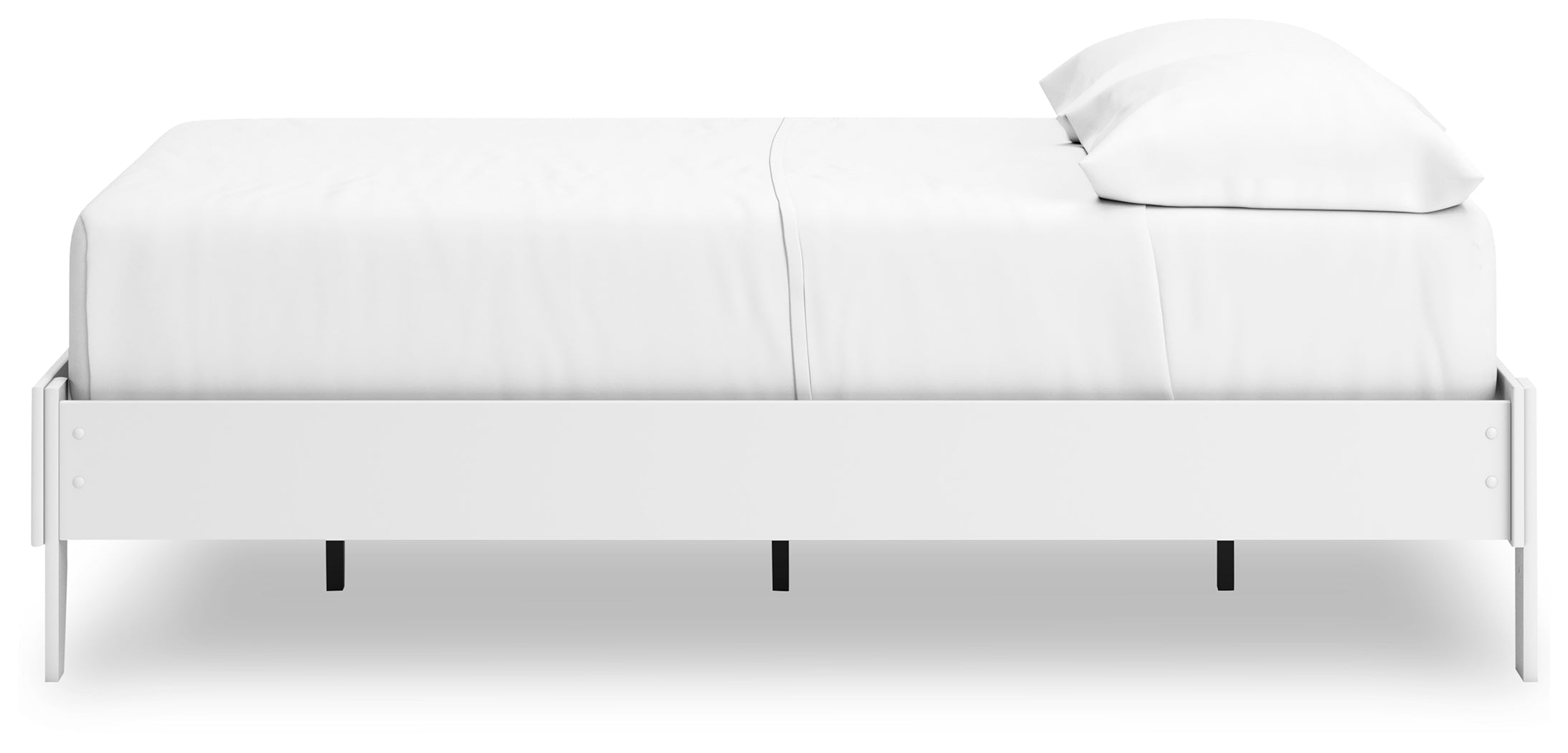 Hallityn Full Platform Bed with Dresser and Nightstand in White - PKG018817