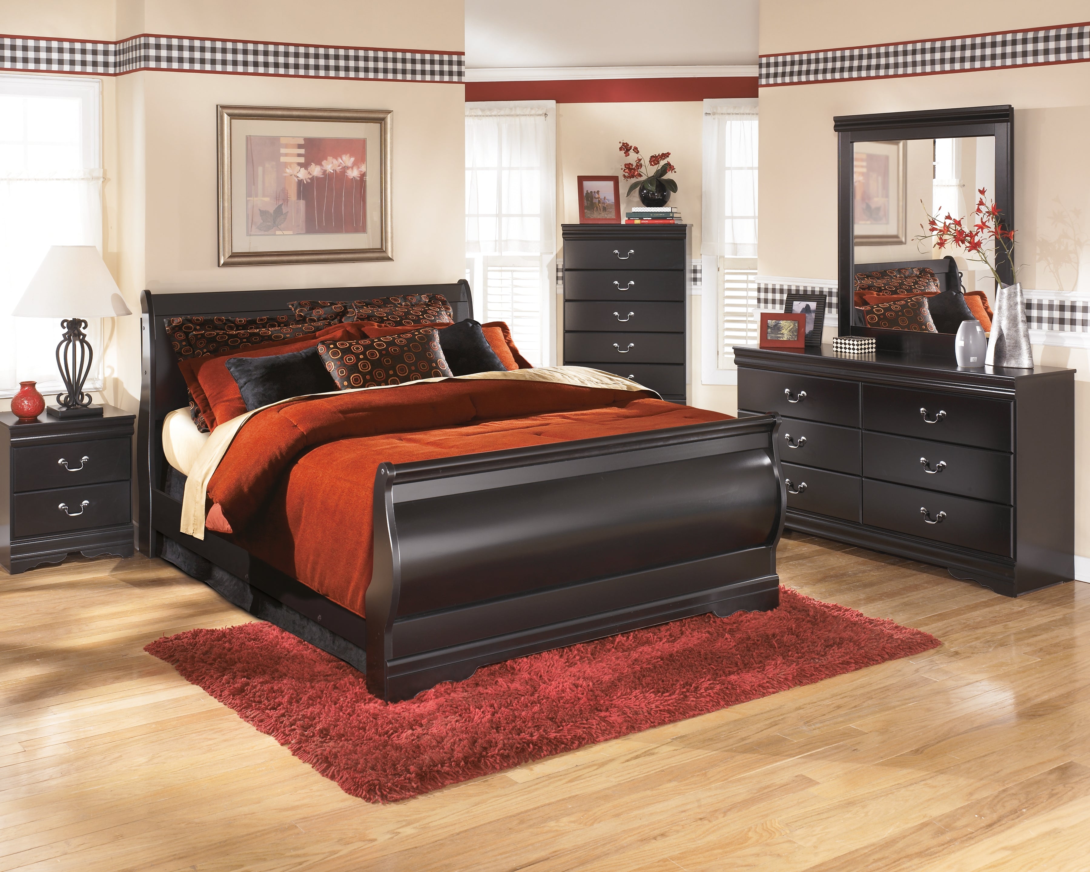 Huey Vineyard Black Full Sleigh Bed, Chest and 2 Nightstands - B128B47